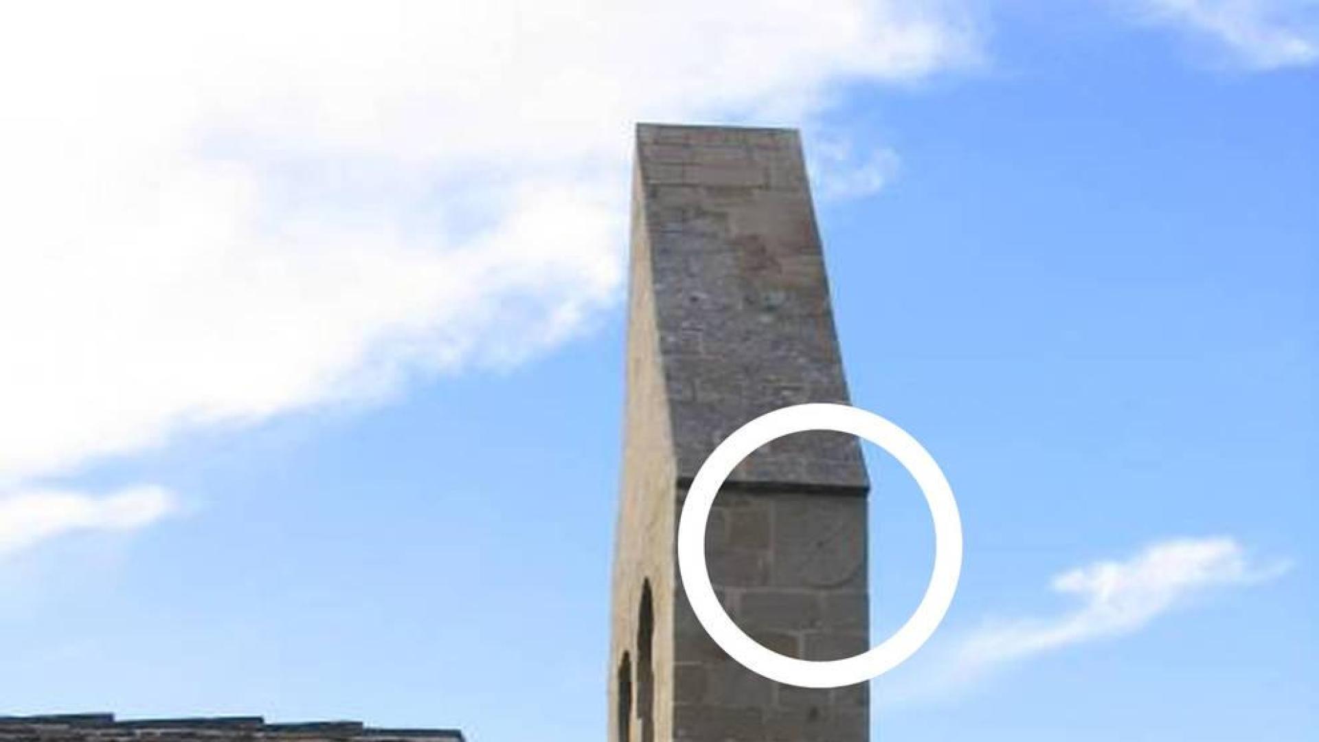 Crismones que podían ser relojes en Rada