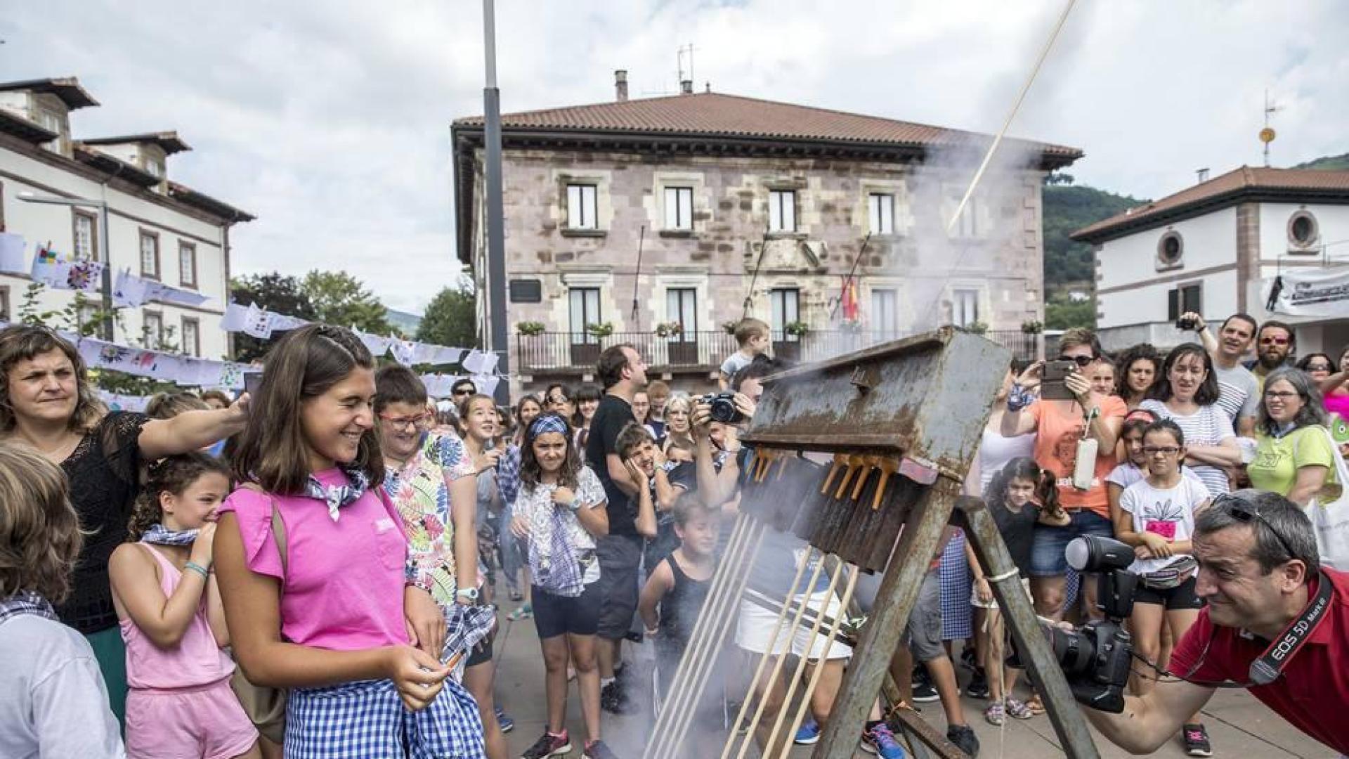 Inicio de las fiestas de Santiago en la localidad navarra.