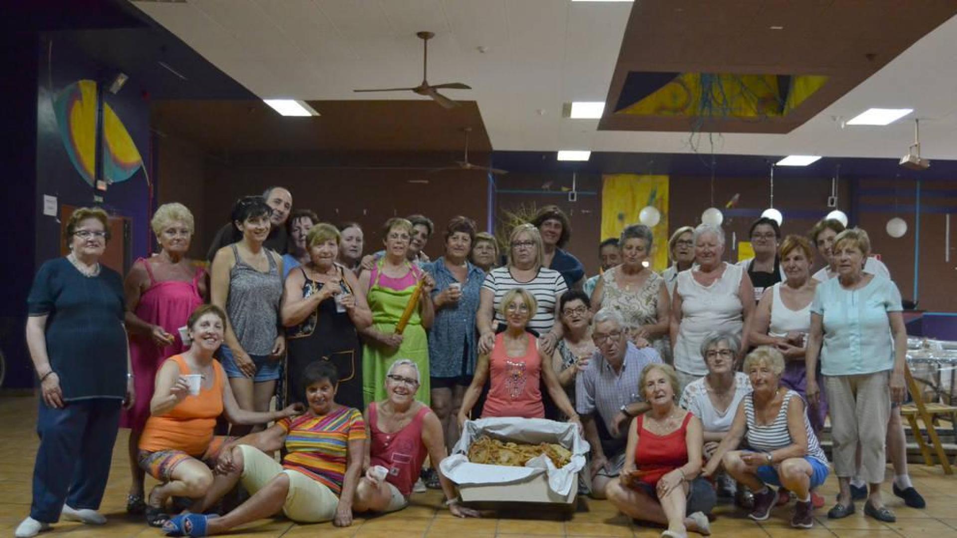 Las Mujeres Adrianesas ofrecen este miércoles 120 kilos de hojas de parra