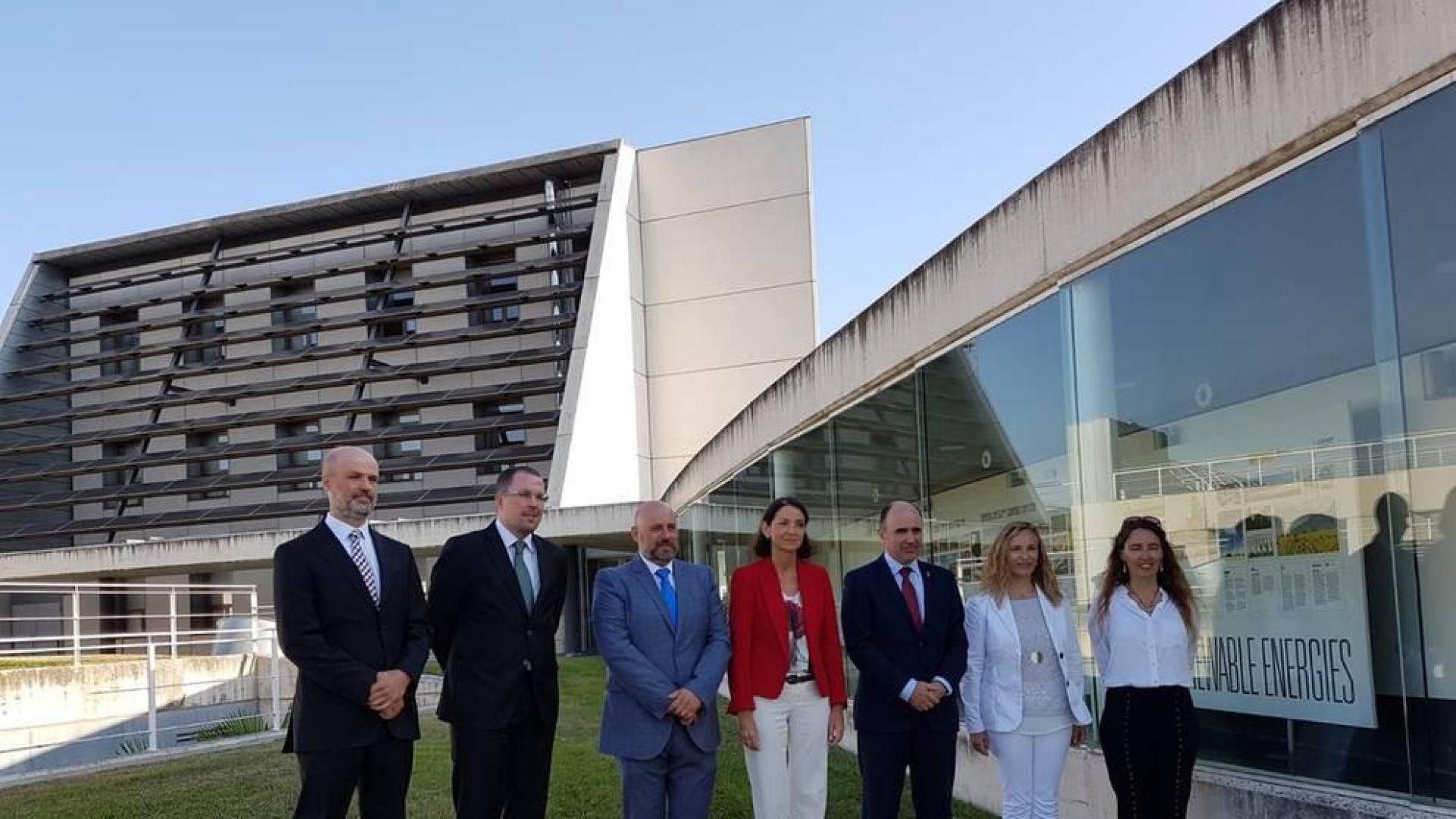 La ministra Maroto anuncia en Navarra el impulso de una política industrial "verde"