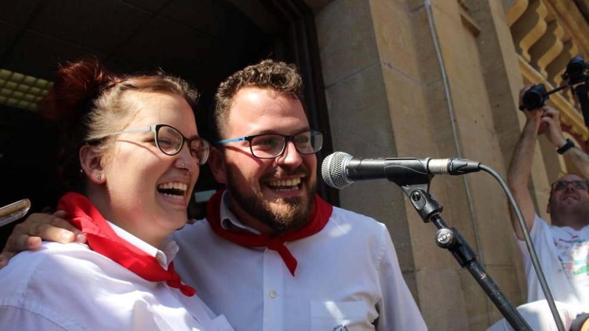 Un cohete musical, emotivo y caluroso para iniciar las fiestas de Estella