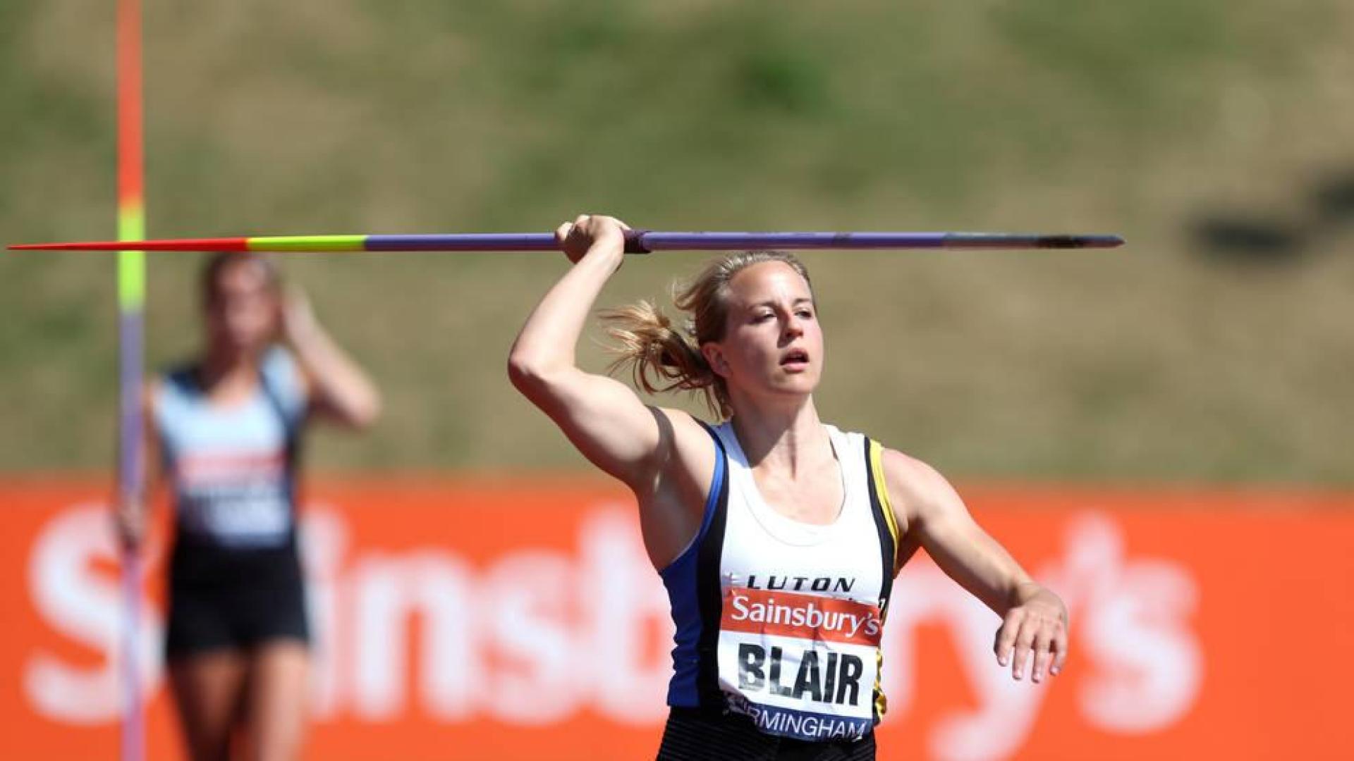 La campeona británica de lanzamiento de jabalina, suspendida por uso de esteroides