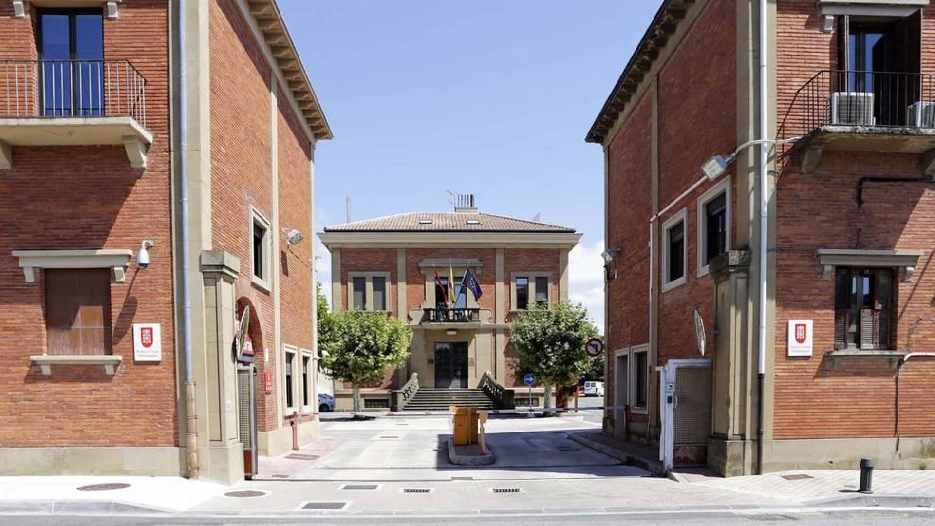 Sindicatos de Policía Foral piden revocar los ascensos interinos “sin base legal”