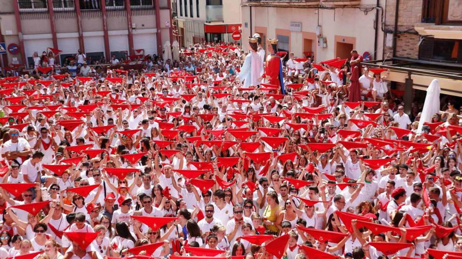 Emocionado cohete en Fustiñana para el alcalde Sola