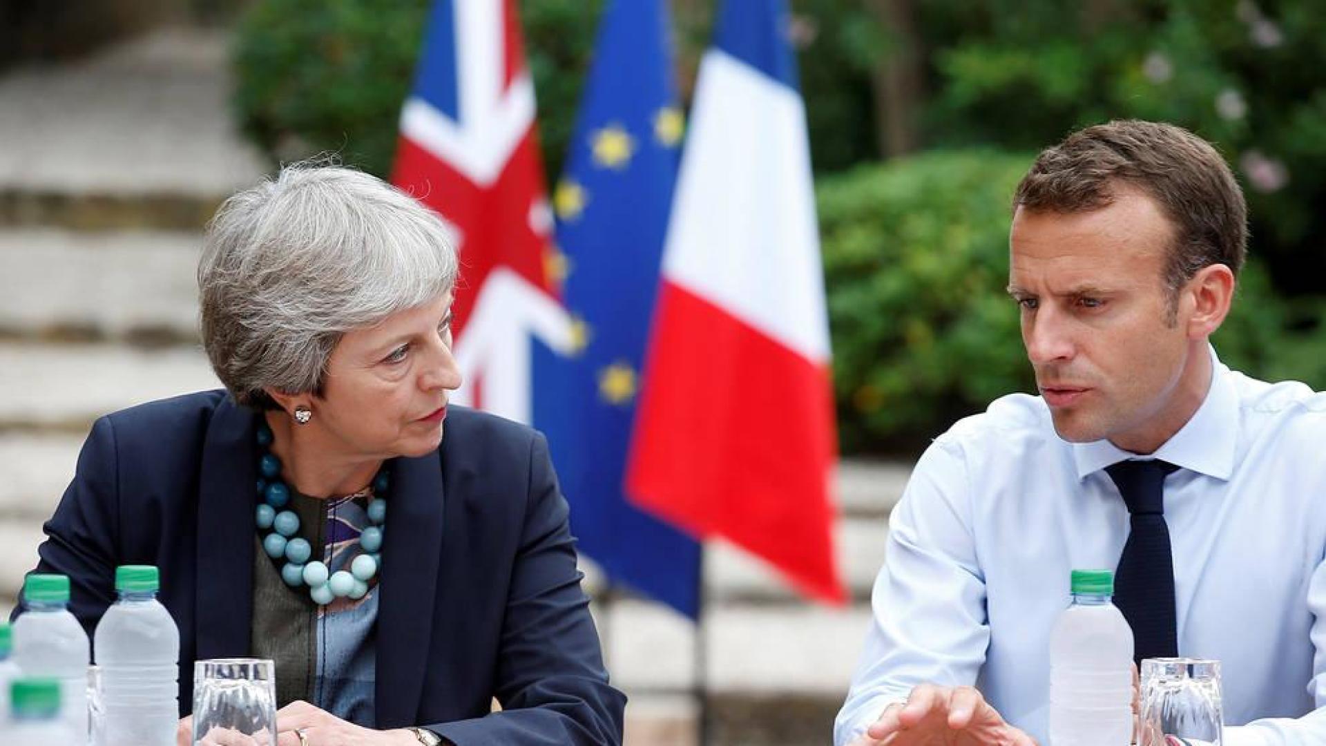 May confía en llegar a un acuerdo con la UE pese a la advertencia de su ministro