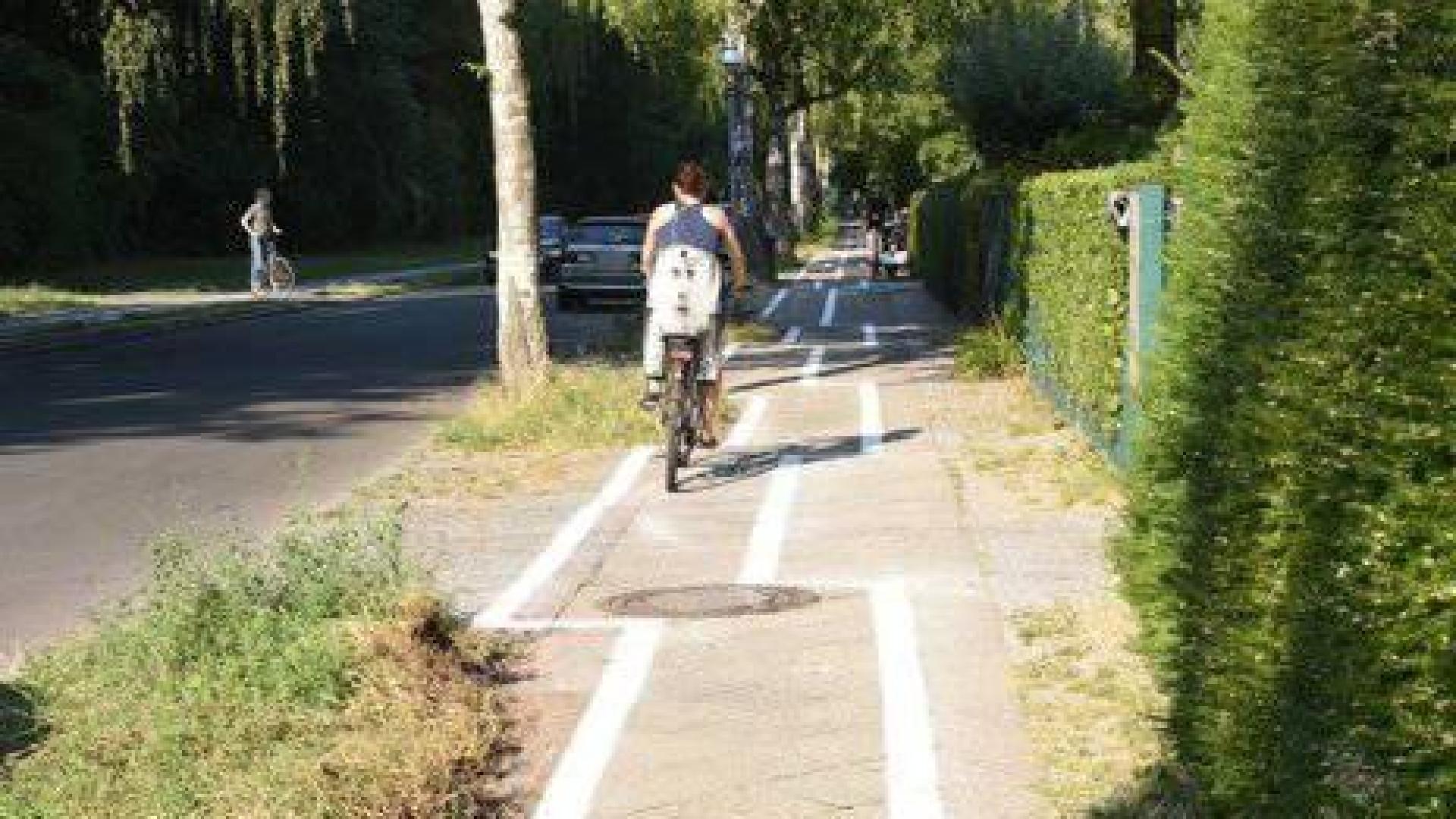 Un carril bici "tetris" en Berlín desata el cachondeo y las críticas