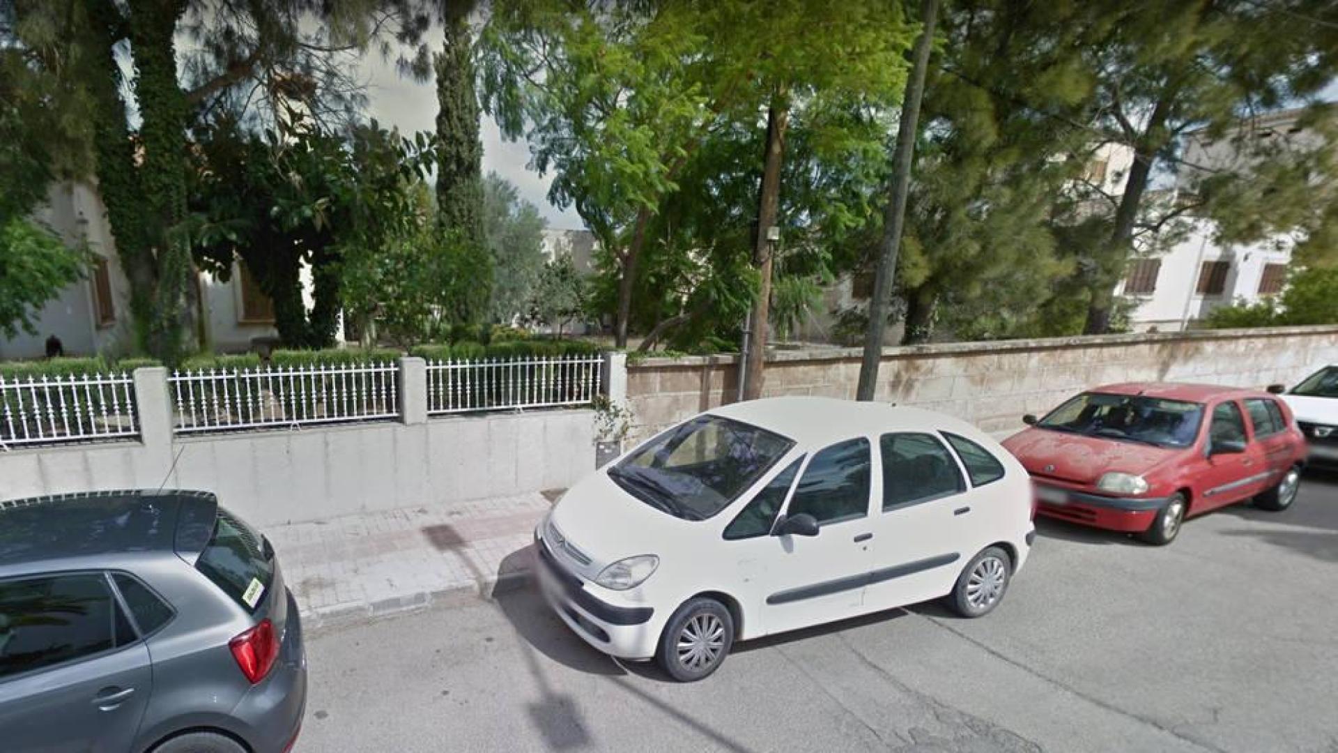 Fallece un niña de 10 meses encerrada en el interior de un vehículo en Mallorca