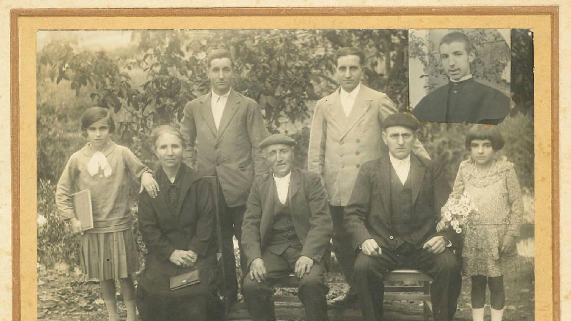 La familia Jauregi dona al Archivo la documentación de la harinera de Etxarri Aranatz