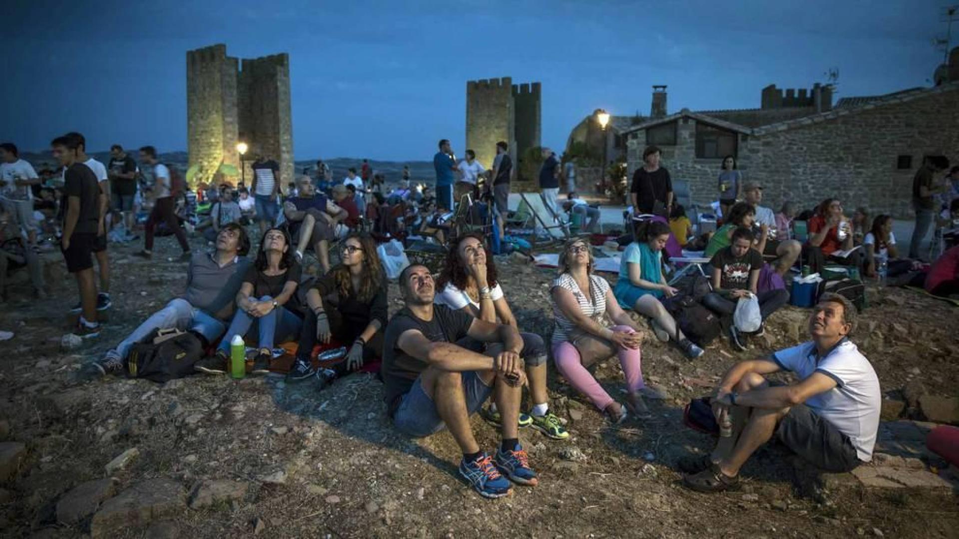 Cuatro autobuses fueron desde Pamplona para la observación organizada por el Planetario y Astronavarra