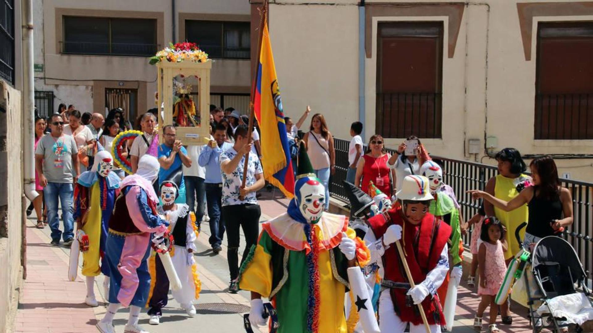 La comunidad ecuatoriana de Milagro celebra la fiesta de su patrona