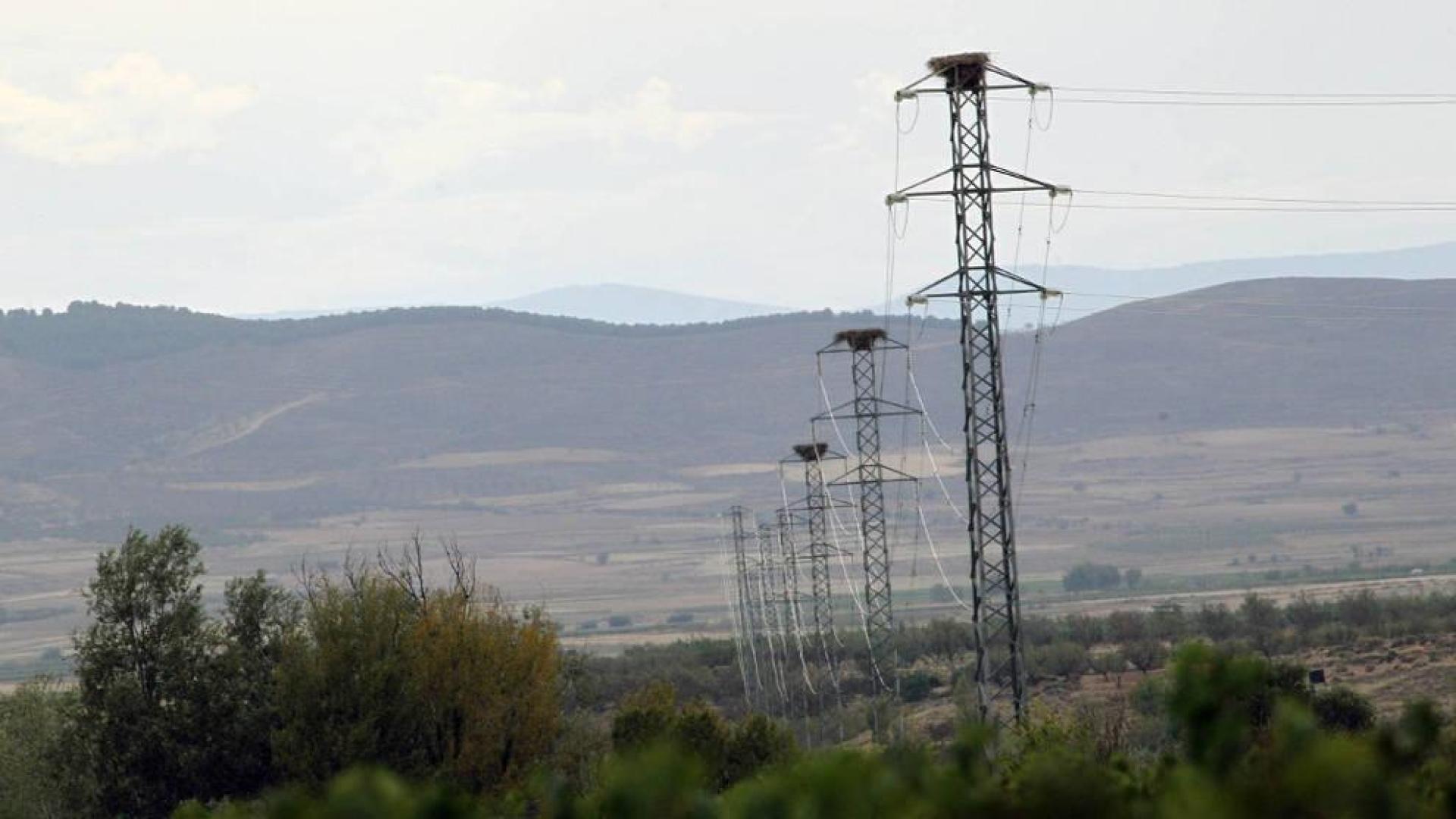 Los usuarios de luz comienzan a volver a la tarifa regulada