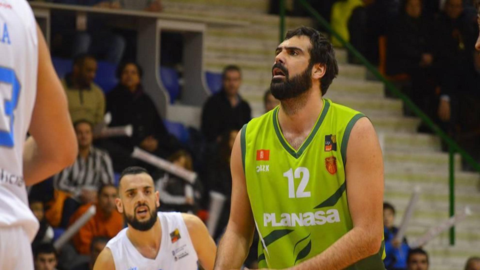 El Basket Navarra se refuerza con el pívot Edu Hernández-Sonseca