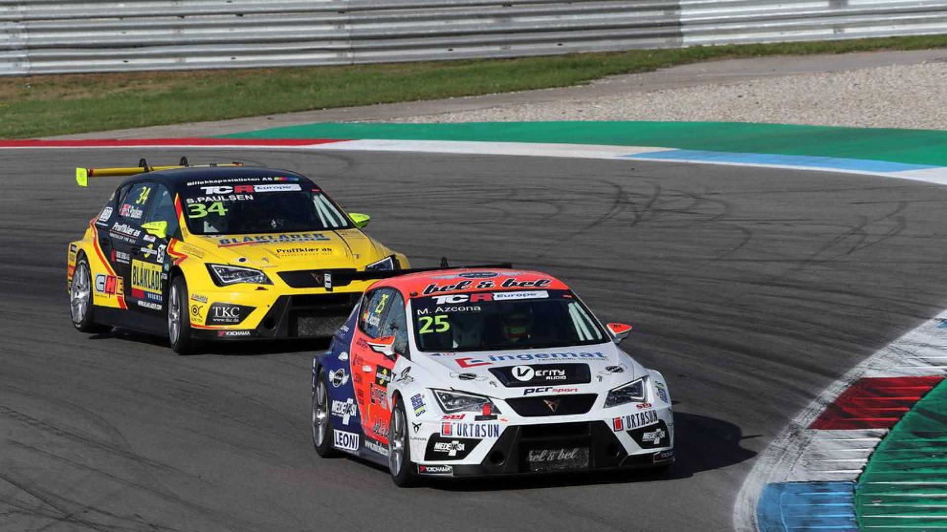 Azcona, noveno en Assen, cede el liderato del TCR