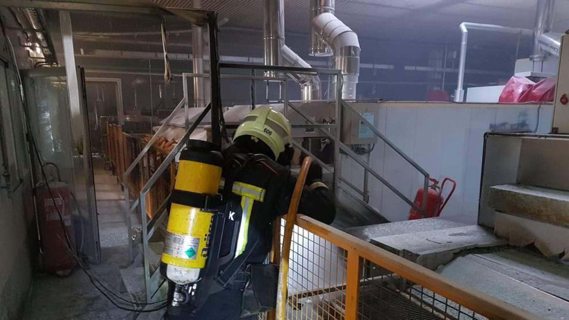 Un incendio en Berlys Mutilva afecta a la línea de elaboración de pan