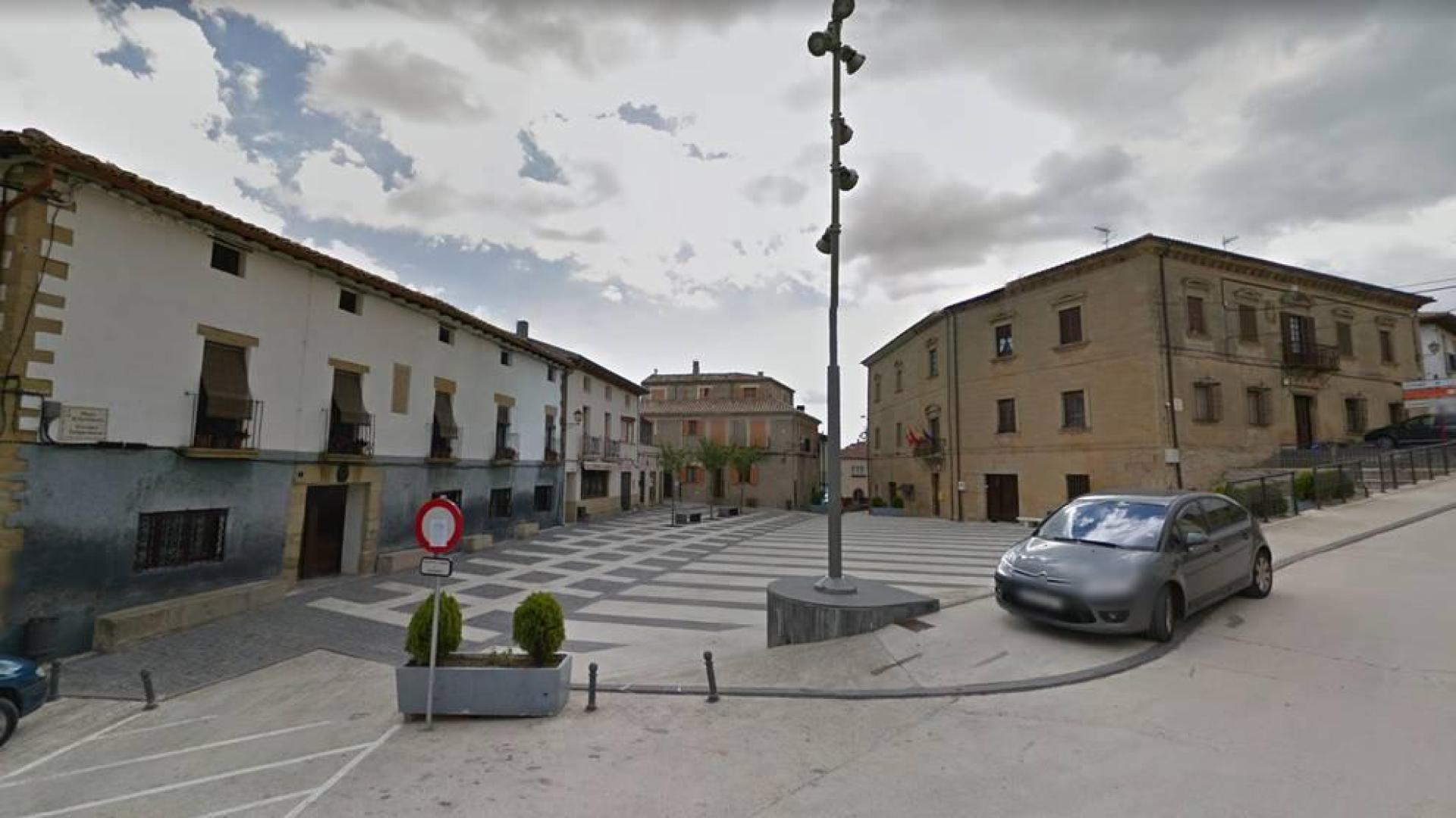 Herido leve un niño de 9 años al ser atropellado por un turismo en Añorbe