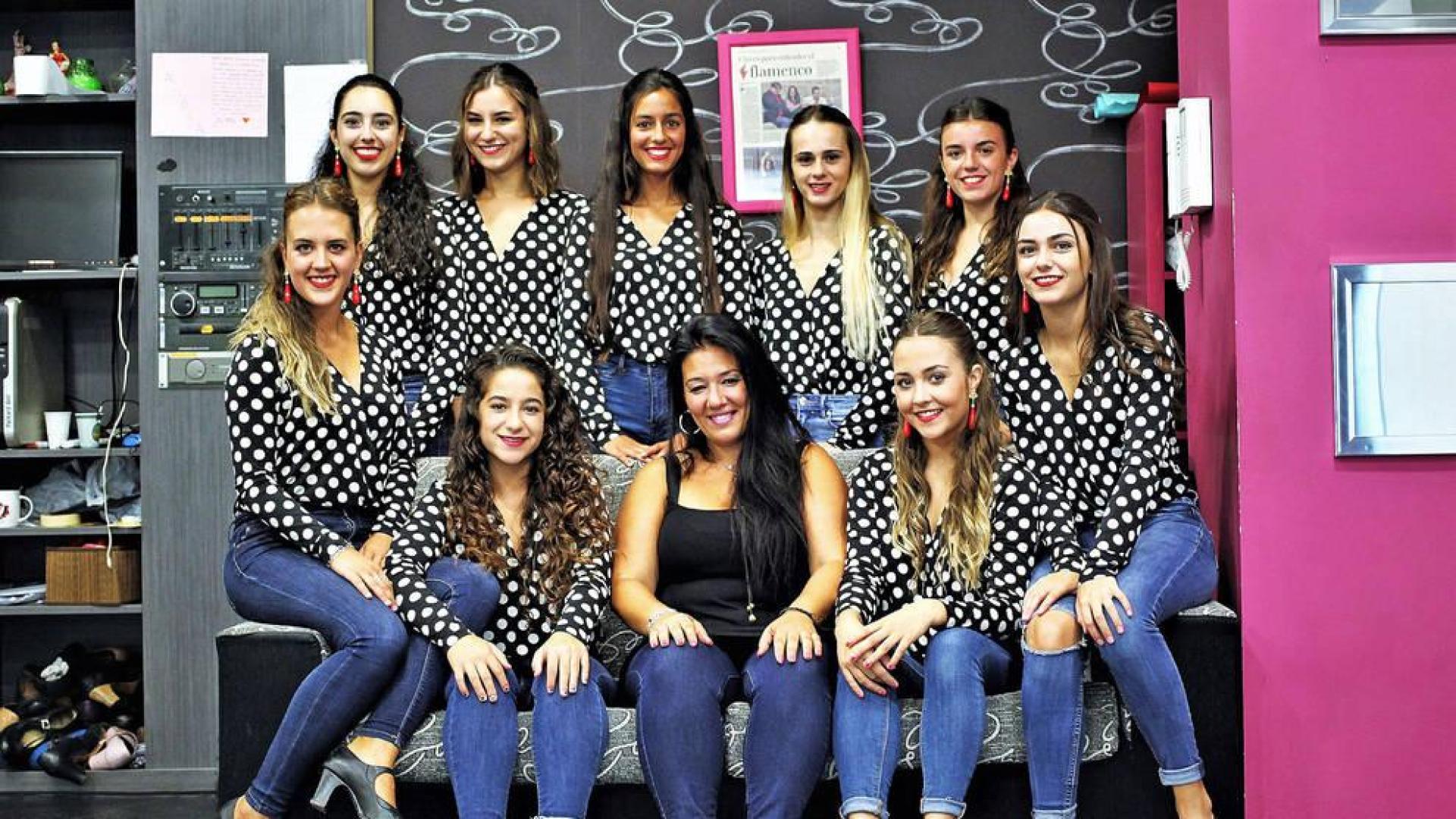 La invitación de las jóvenes flamencas