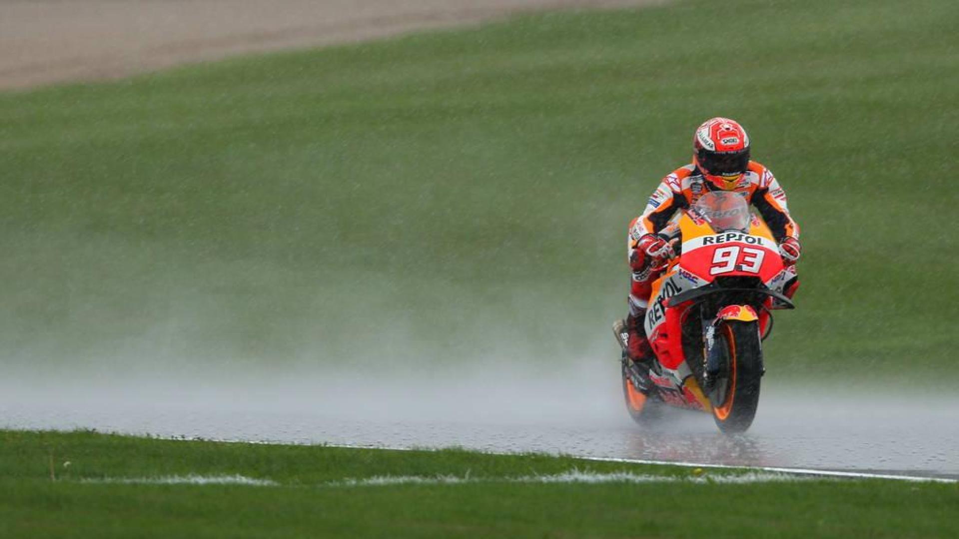 La lluvia obliga a cambiar el horario del Gran Premio de Gran Bretaña