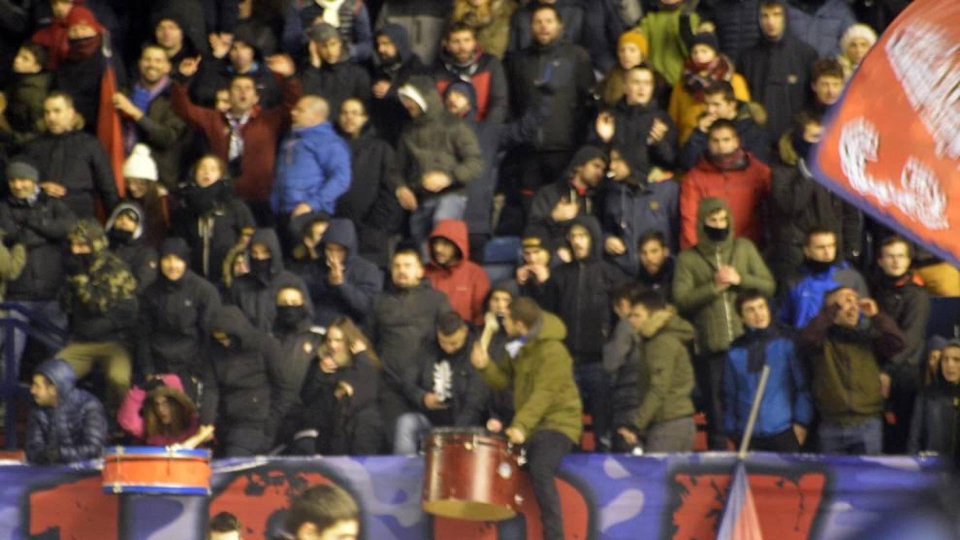 Imágenes del Osasuna - Nástic suspendido por la nieve en el Sadar