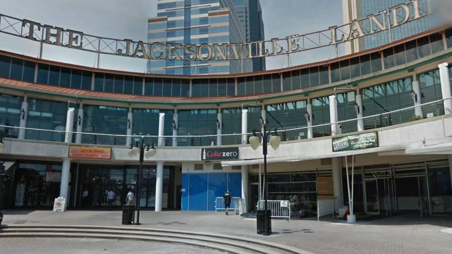 Múltiples víctimas mortales en un tiroteo en un centro comercial de Florida