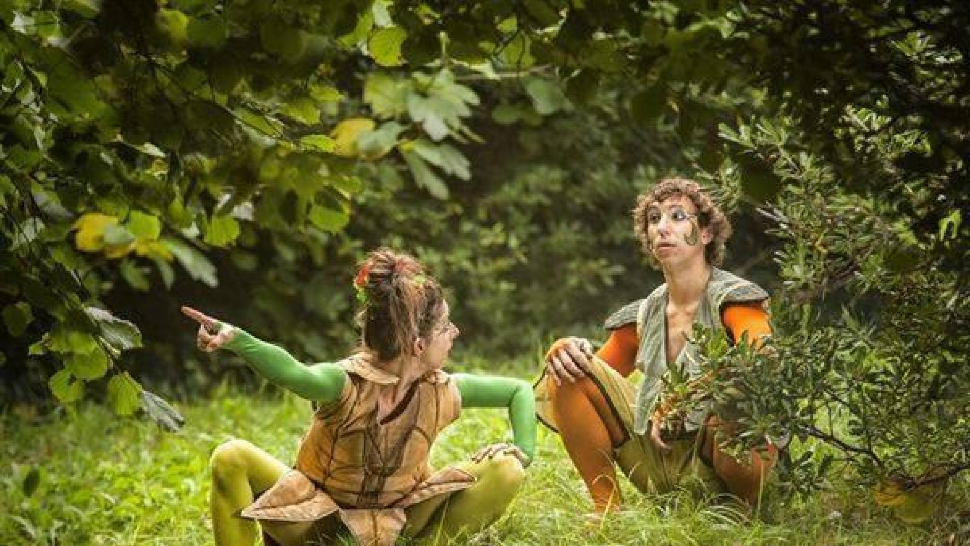 El Gayarre saca a la calle el teatro en familia y trae otras obras para adultos