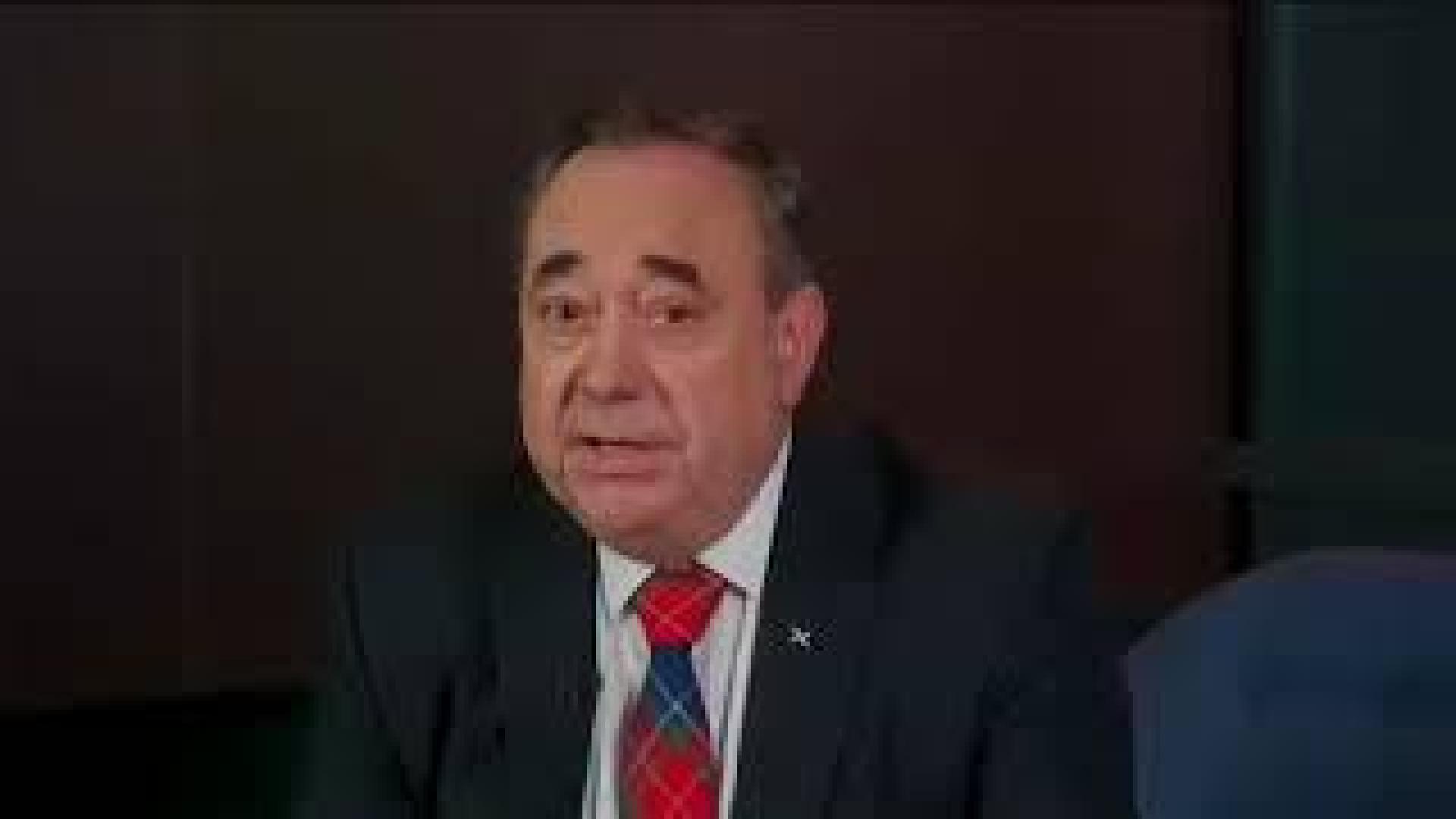 Alex Salmond, ex primer ministro de Escocia, dimite tras acusaciones de acoso sexual