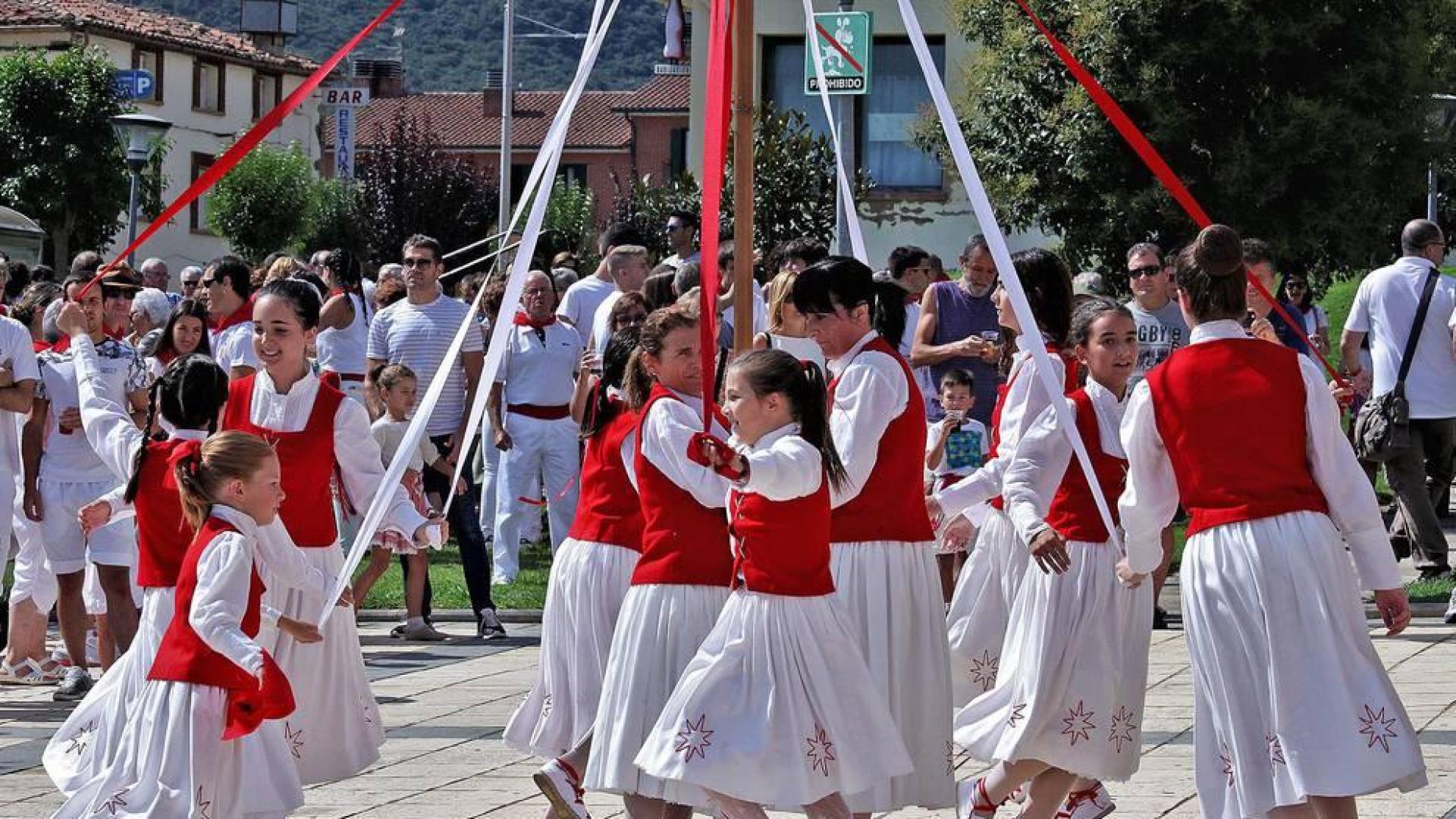 Imágenes del cohete de fiestas de Ayegui 2018
