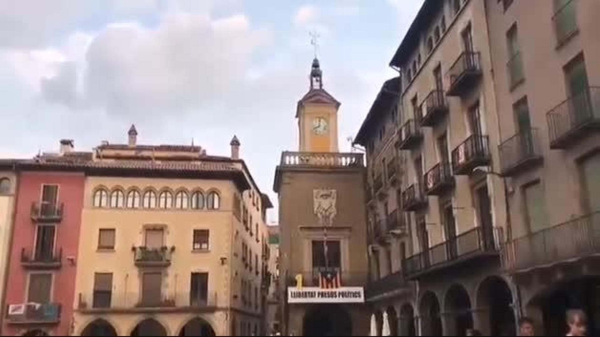 El mensaje independentista que el Ayuntamiento de Vic difunde a diario por megafonía