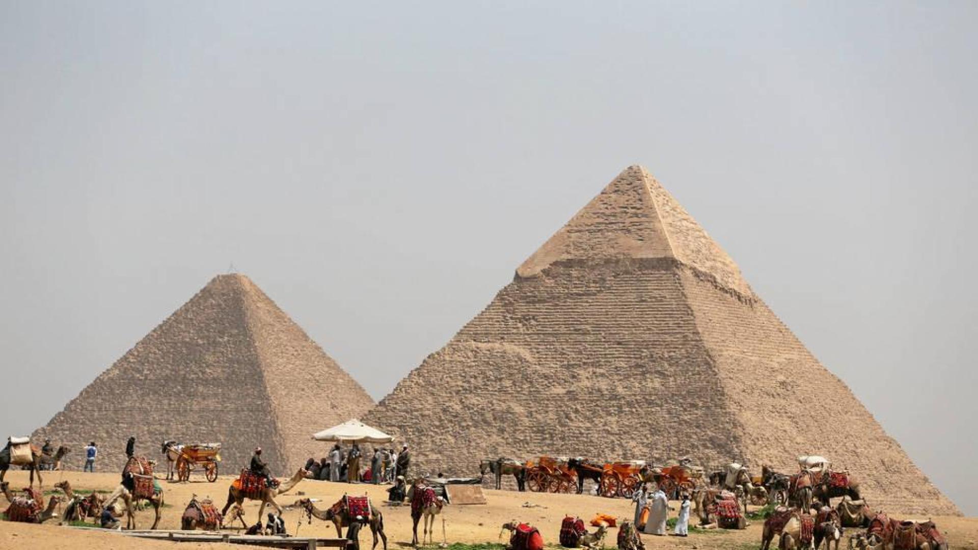 Descubren una nueva cámara vacía en la gran Pirámide de Keops en Egipto