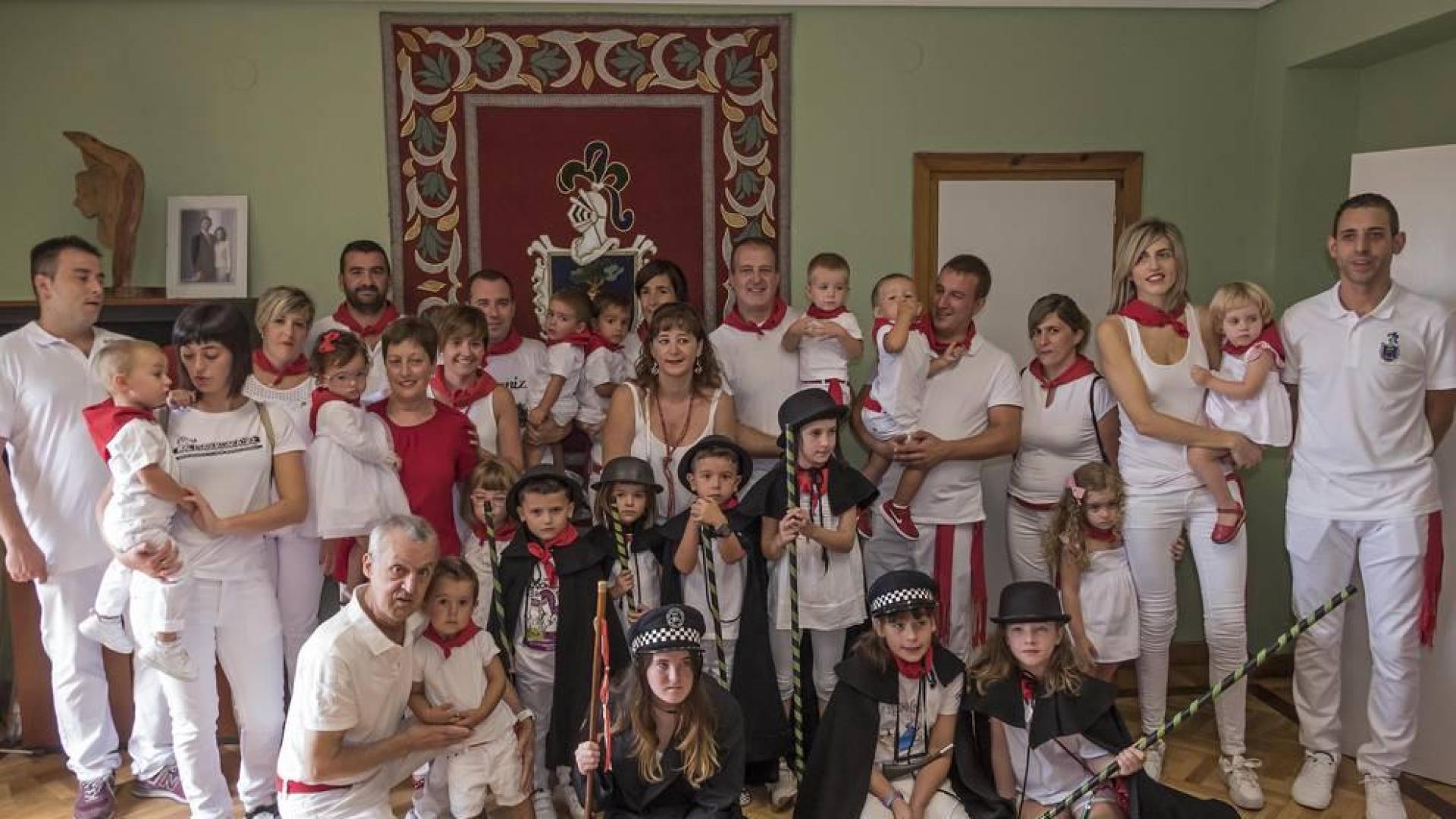 Los niños toman el mando en las fiestas de Arróniz
