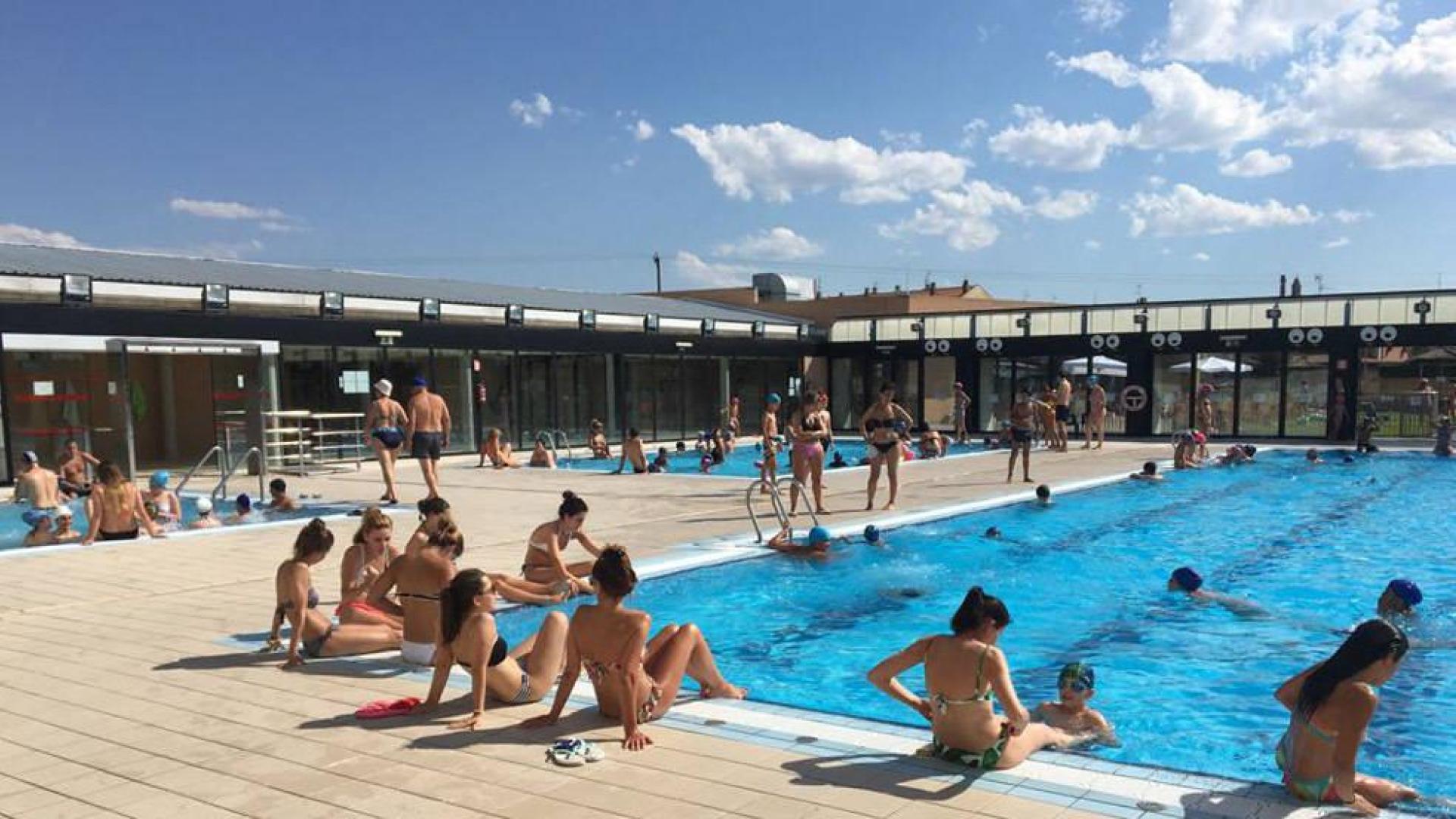 Las piscinas cierran la campaña de verano con un repunte de usuarios