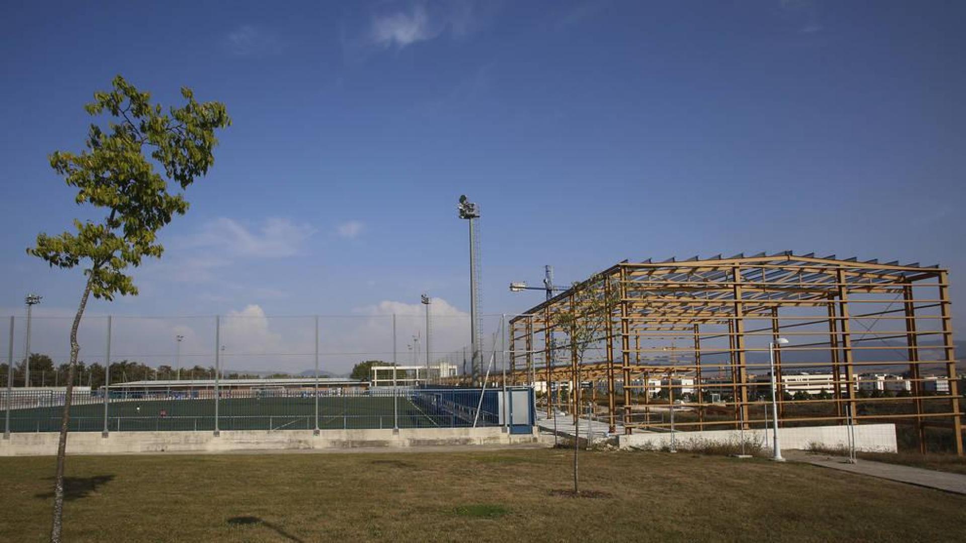 El edificio social y deportivo de Ardoi, en punto muerto