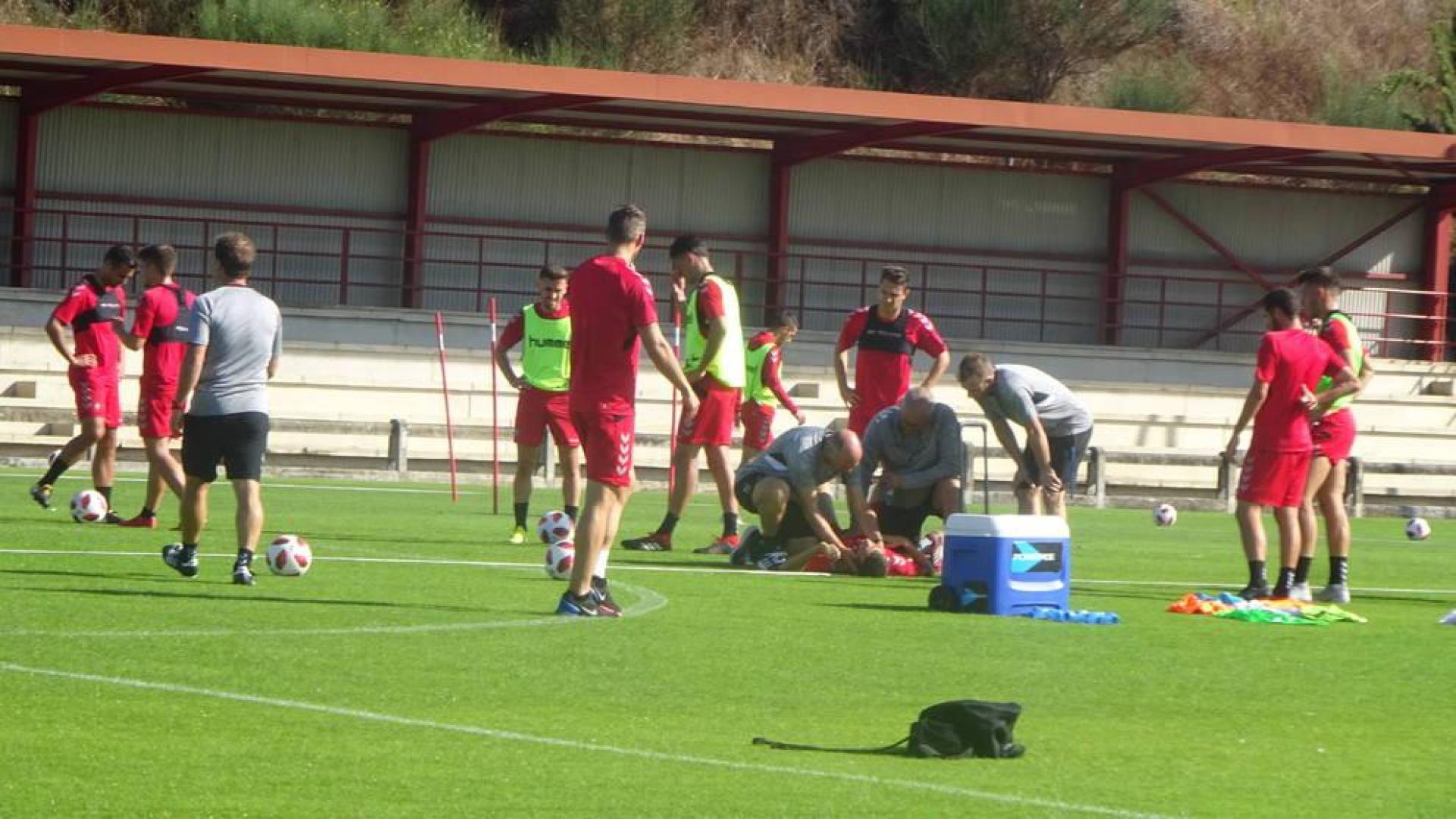 Imanol García pierde el conocimiento en el entrenamiento