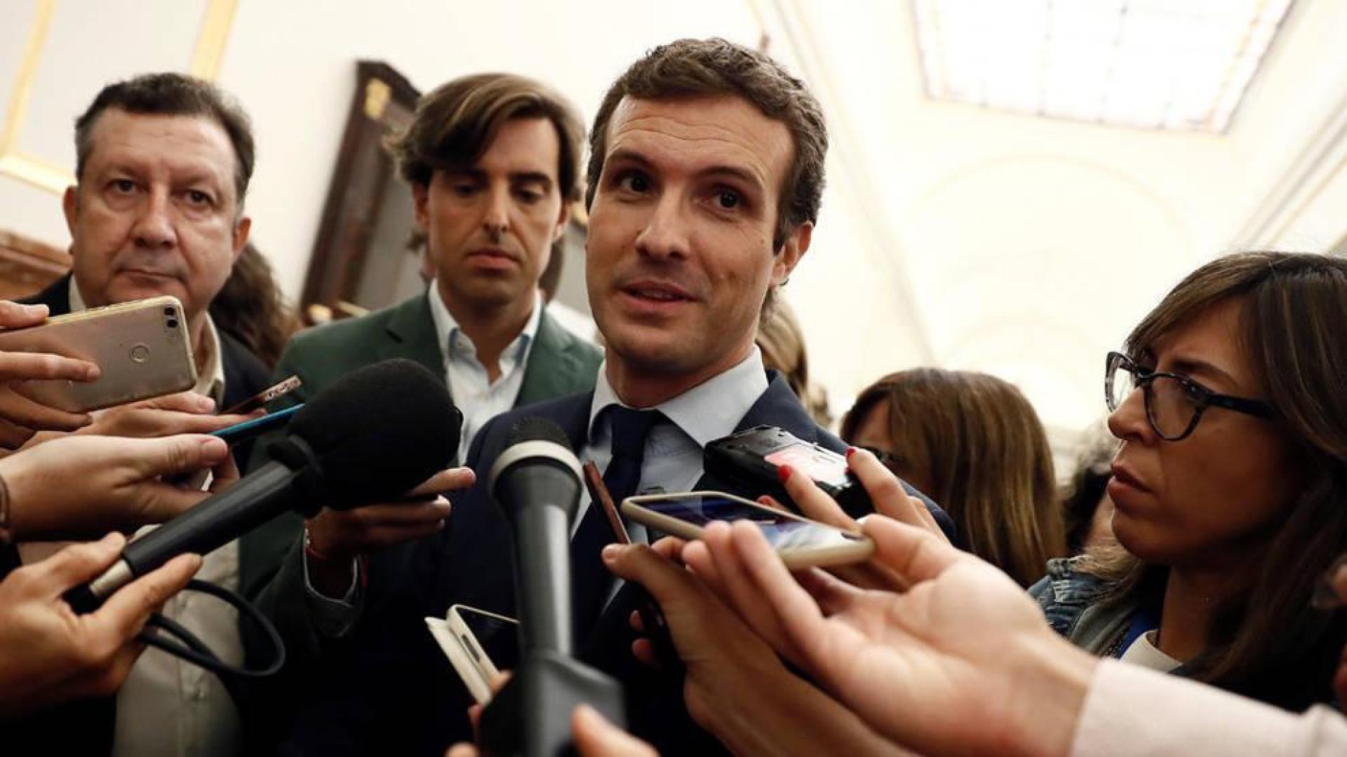 Casado, "muy tranquilo", no cree que deba dar más explicaciones sobre su caso