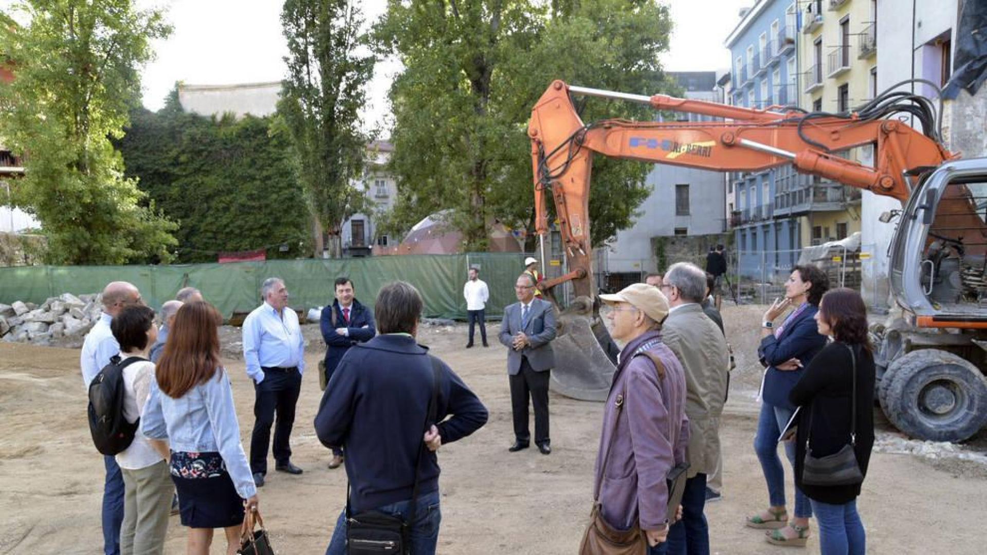 El Casco Antiguo estrenará plaza en octubre tras el derribo de la nave de Apesteguía