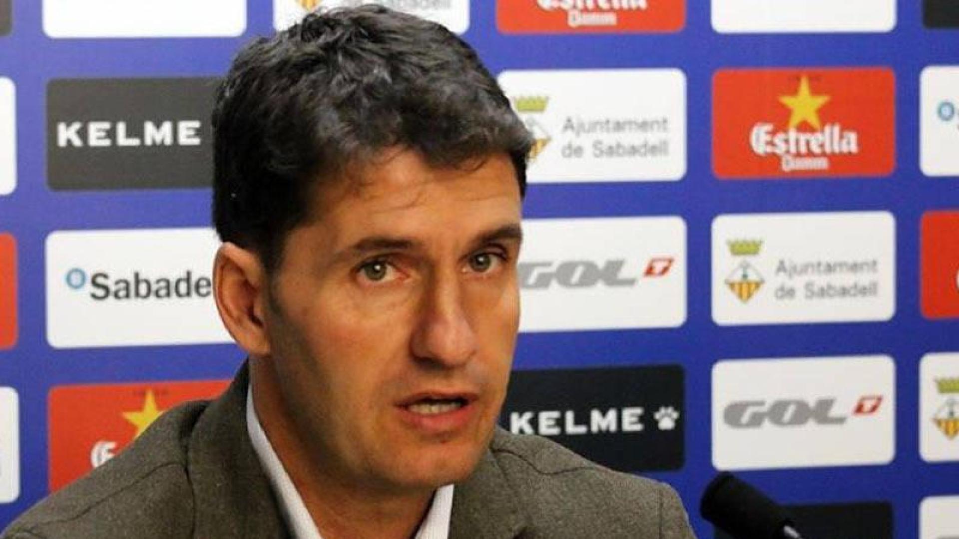 José Antonio Gordillo continuará como entrenador del Nàstic