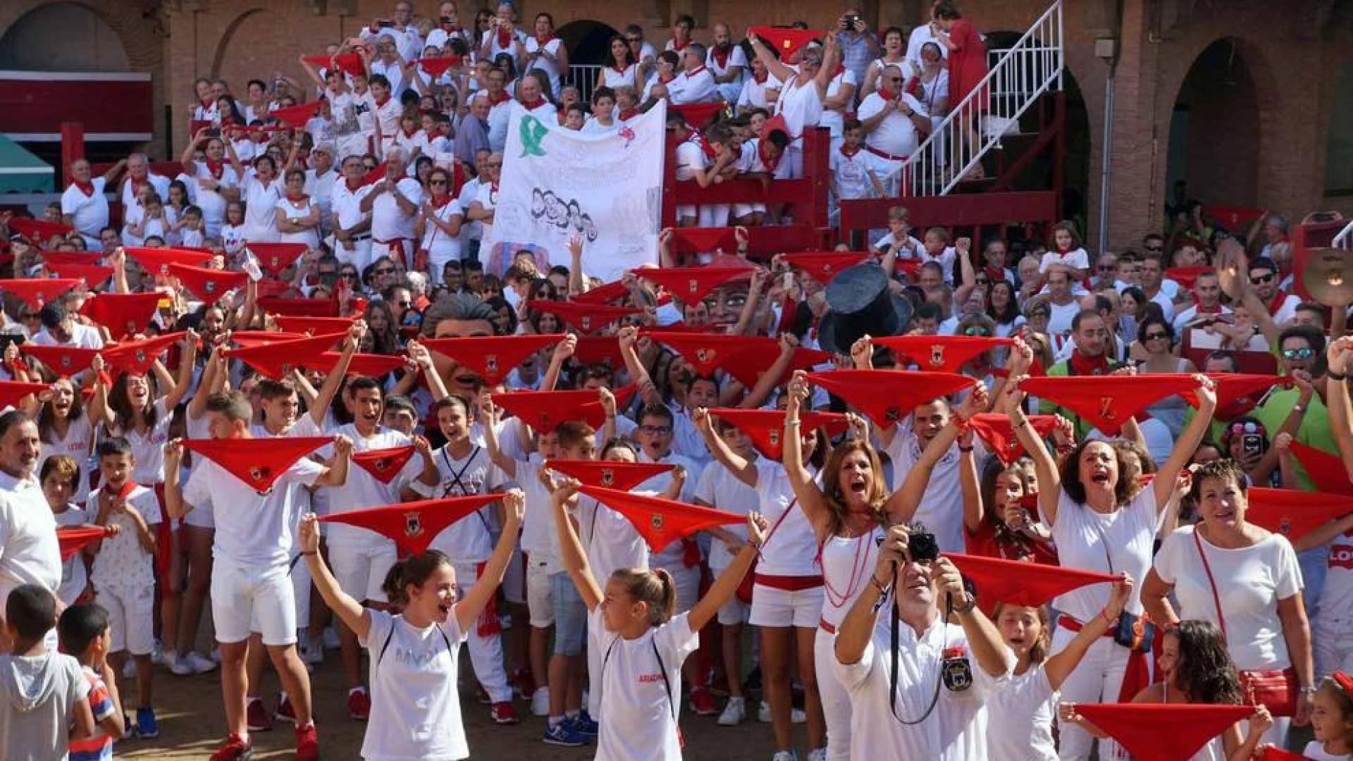 La localidad ribera comenzó este sábado su semana festiva