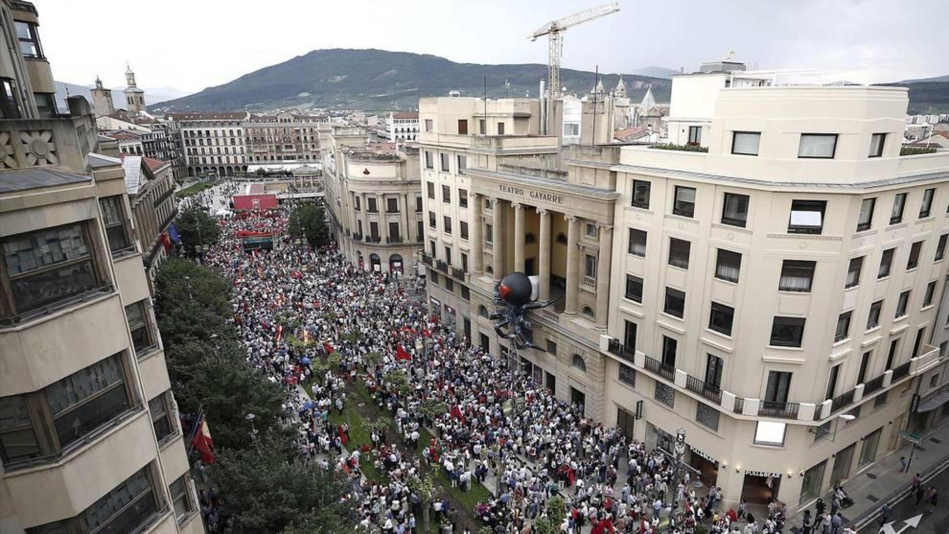 Fotos de la manifestación contra la política lingüística del Gobierno de Navarra celebrada este sábado en Pamplona.