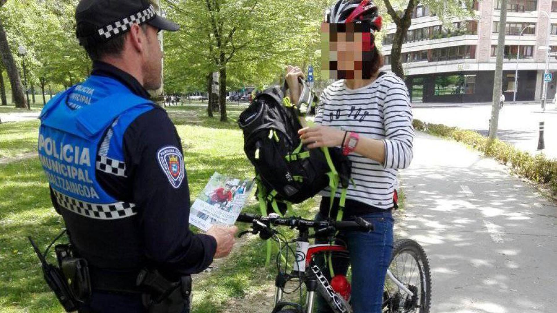 Multada con 1.000 euros una ciclista en Pamplona por triplicar la tasa de alcohol