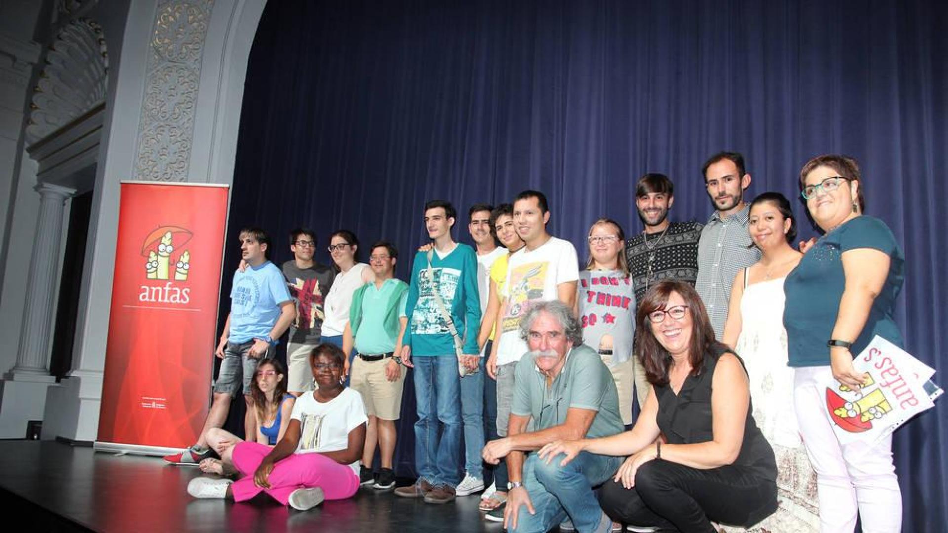 Música para conseguir voluntarios en Anfas