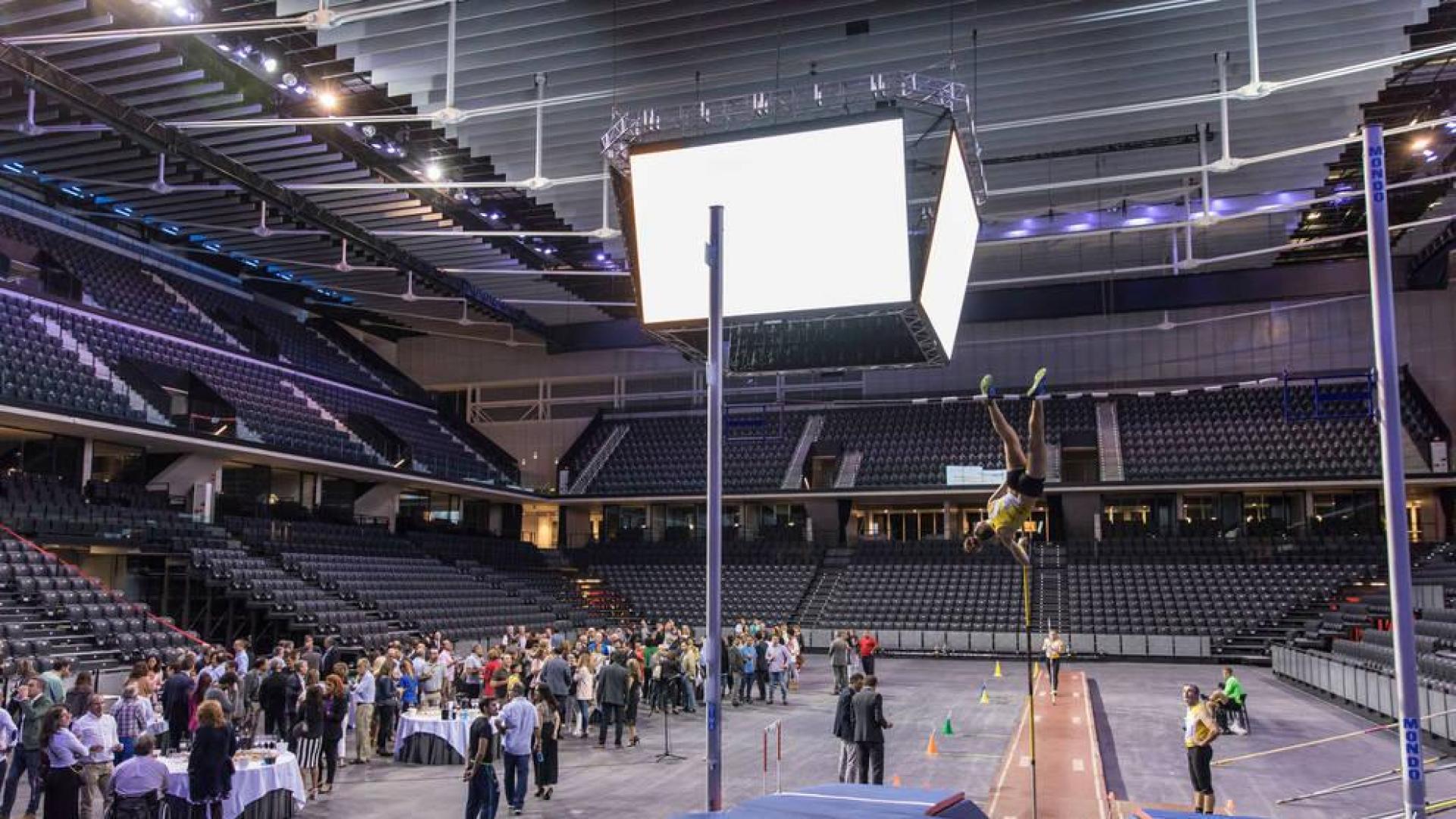 Grupompleo estrenó el Arena con un acto privado