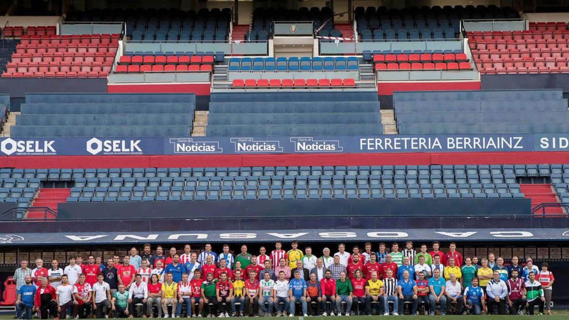 Osasuna presenta un programa a los convenidos en un histórico encuentro