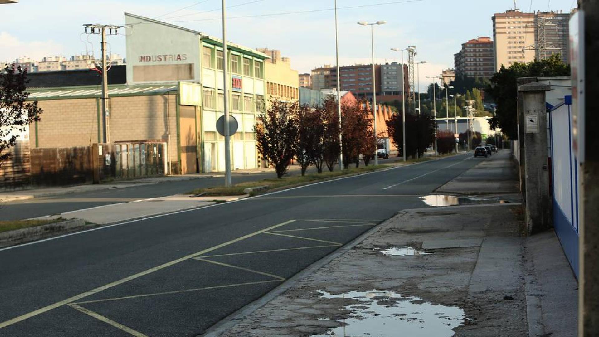 Carreras de coches, suciedad... Las quejas por Landaben llegan al Ayuntamiento
