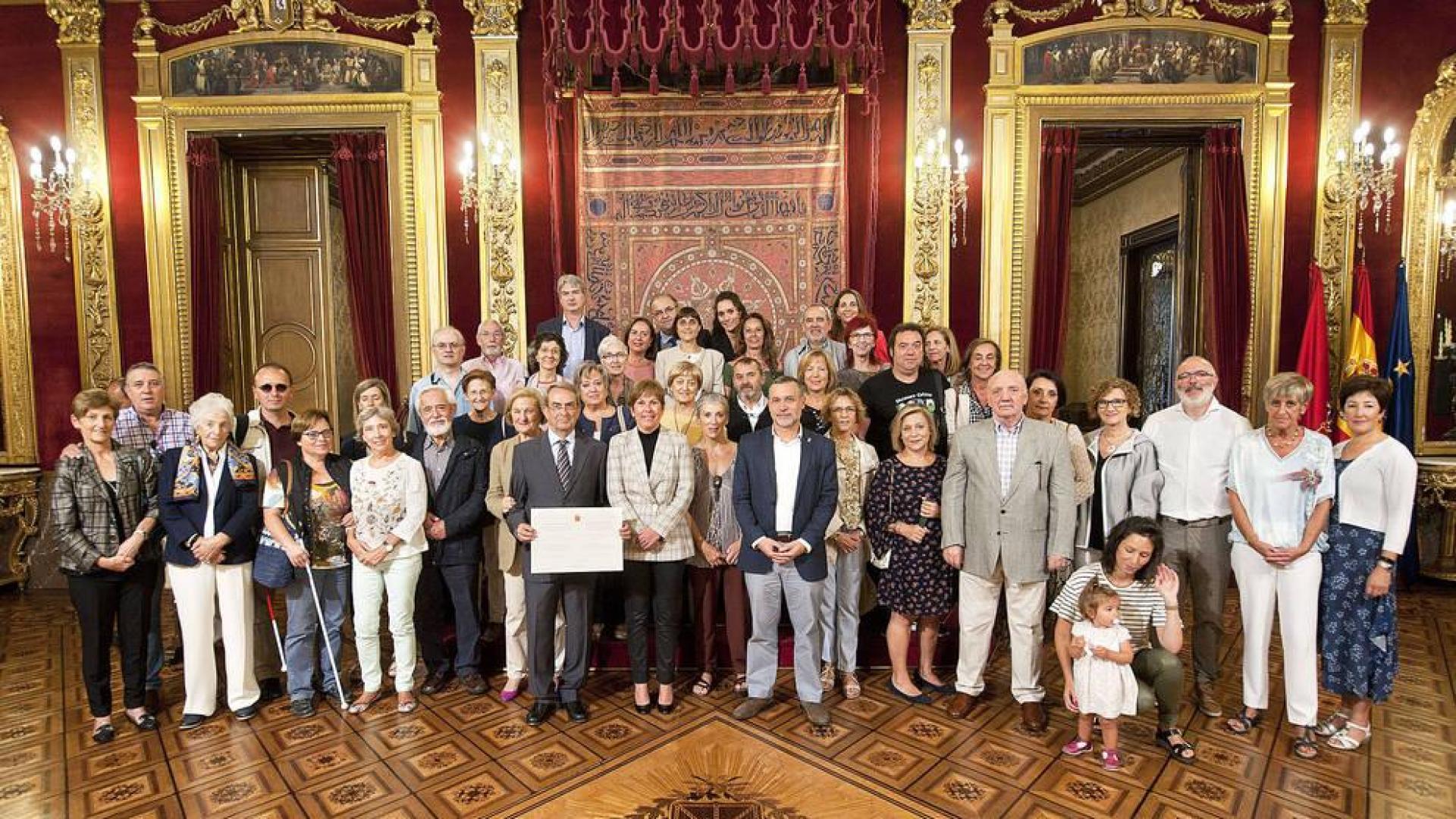Reconocimiento a la labor de la Asociación Teléfono de la Esperanza