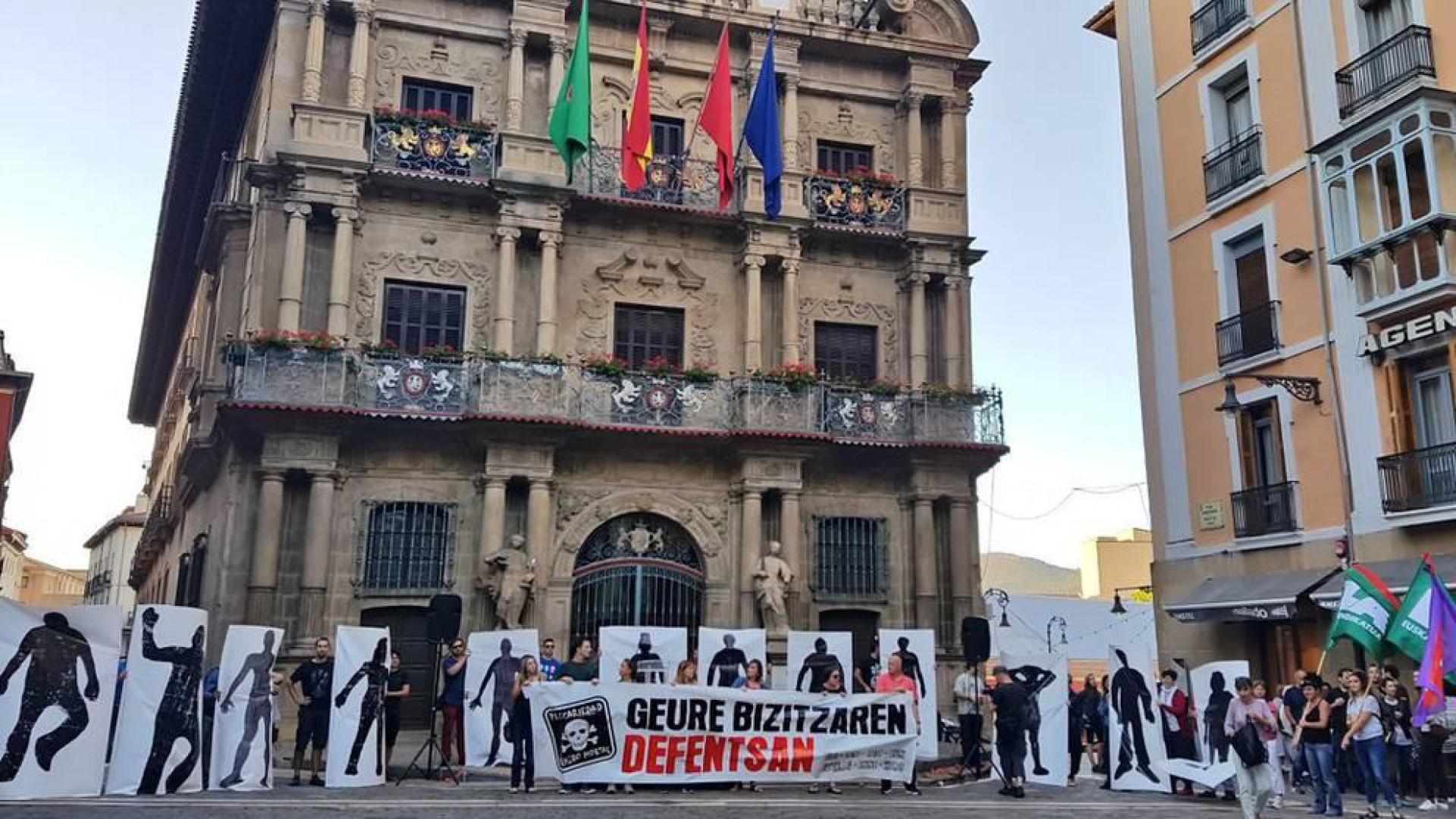 Una manifestación de sindicatos reclama en Pamplona medidas de seguridad laboral