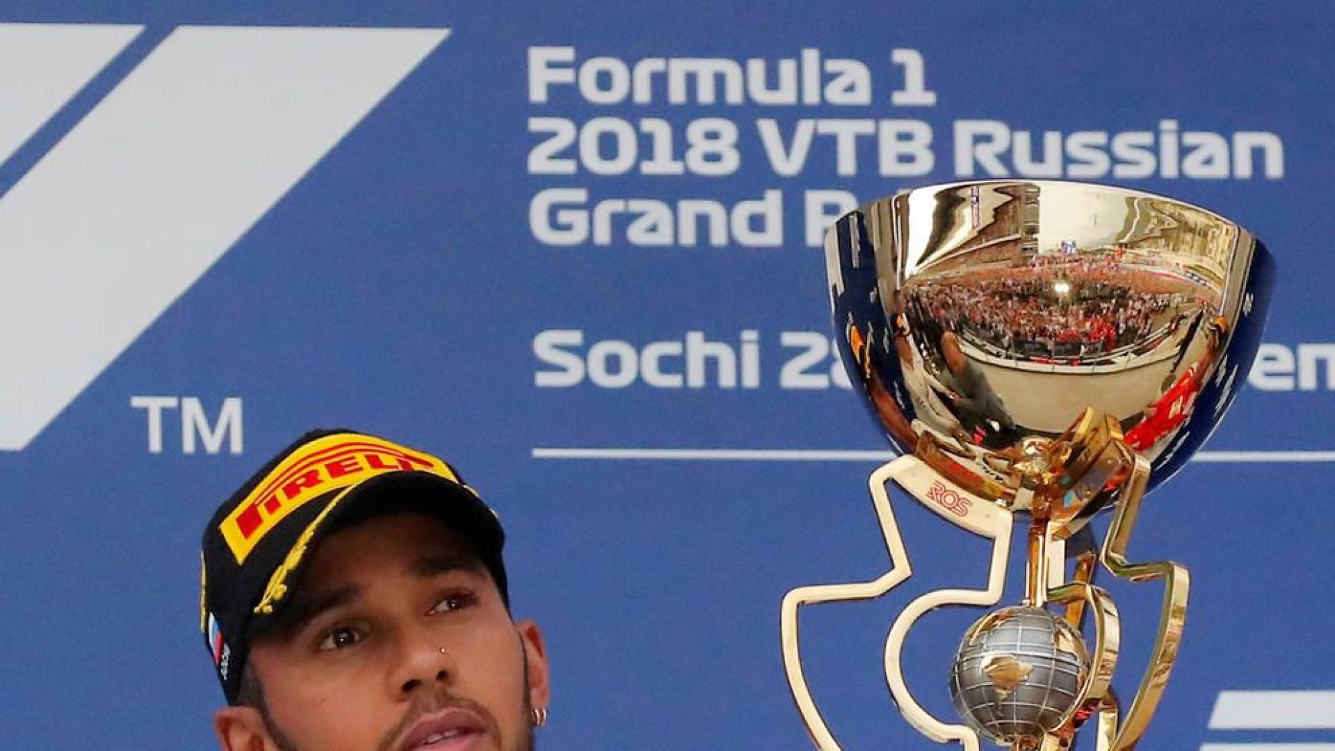 Hamilton reina en Sochi y se acerca a su quinto Mundial