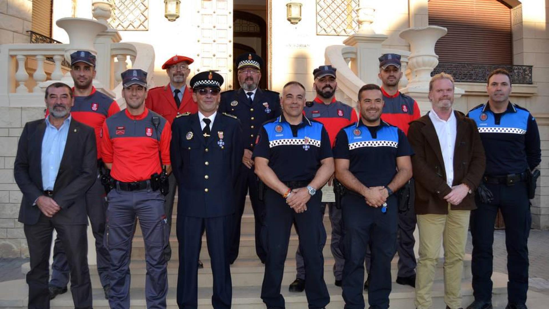 Homenaje en San Adrián a tres policías locales y cuatro forales