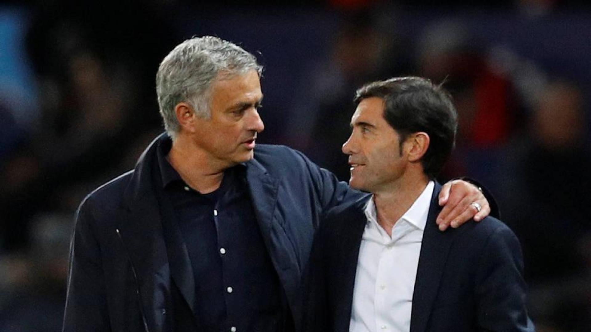 El Valencia arranca un empate en Old Trafford y mantiene sus opciones