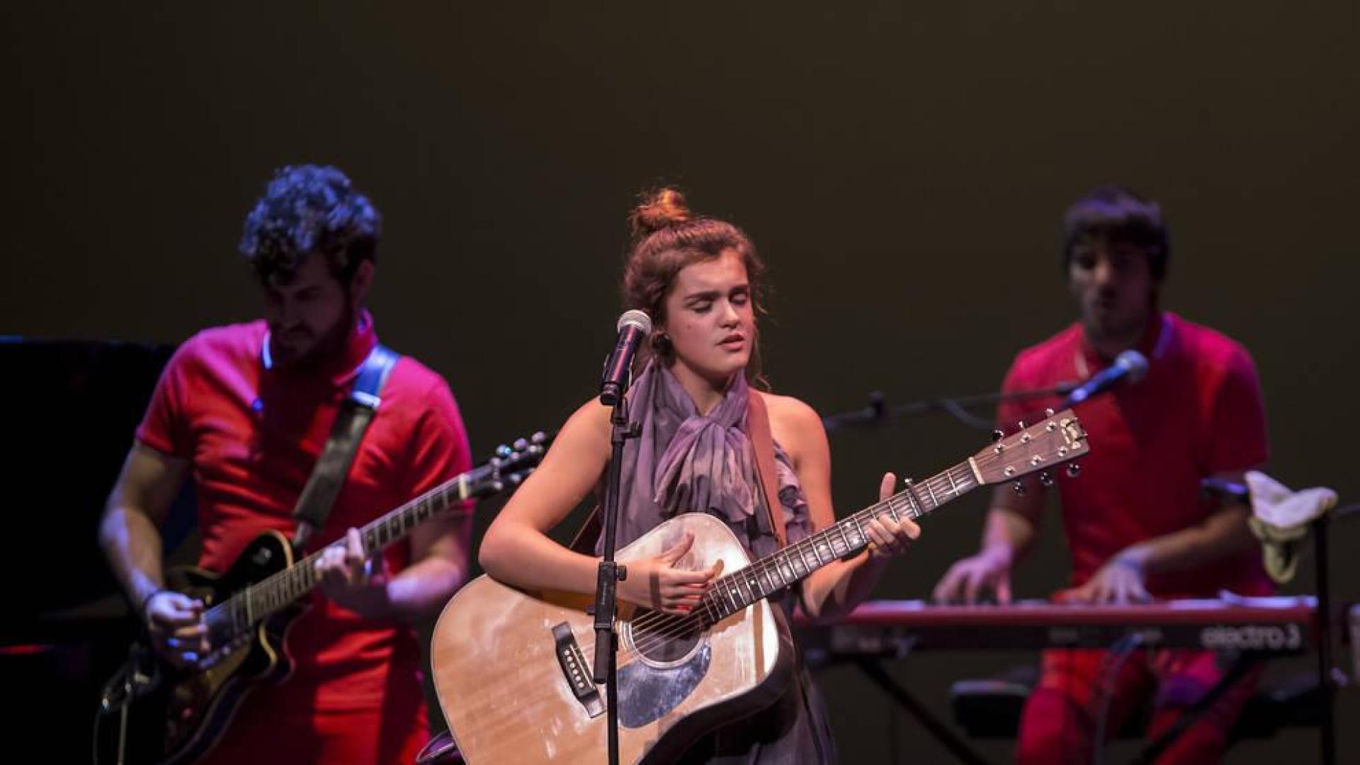Amaia Romero rinde el Gayarre con versiones