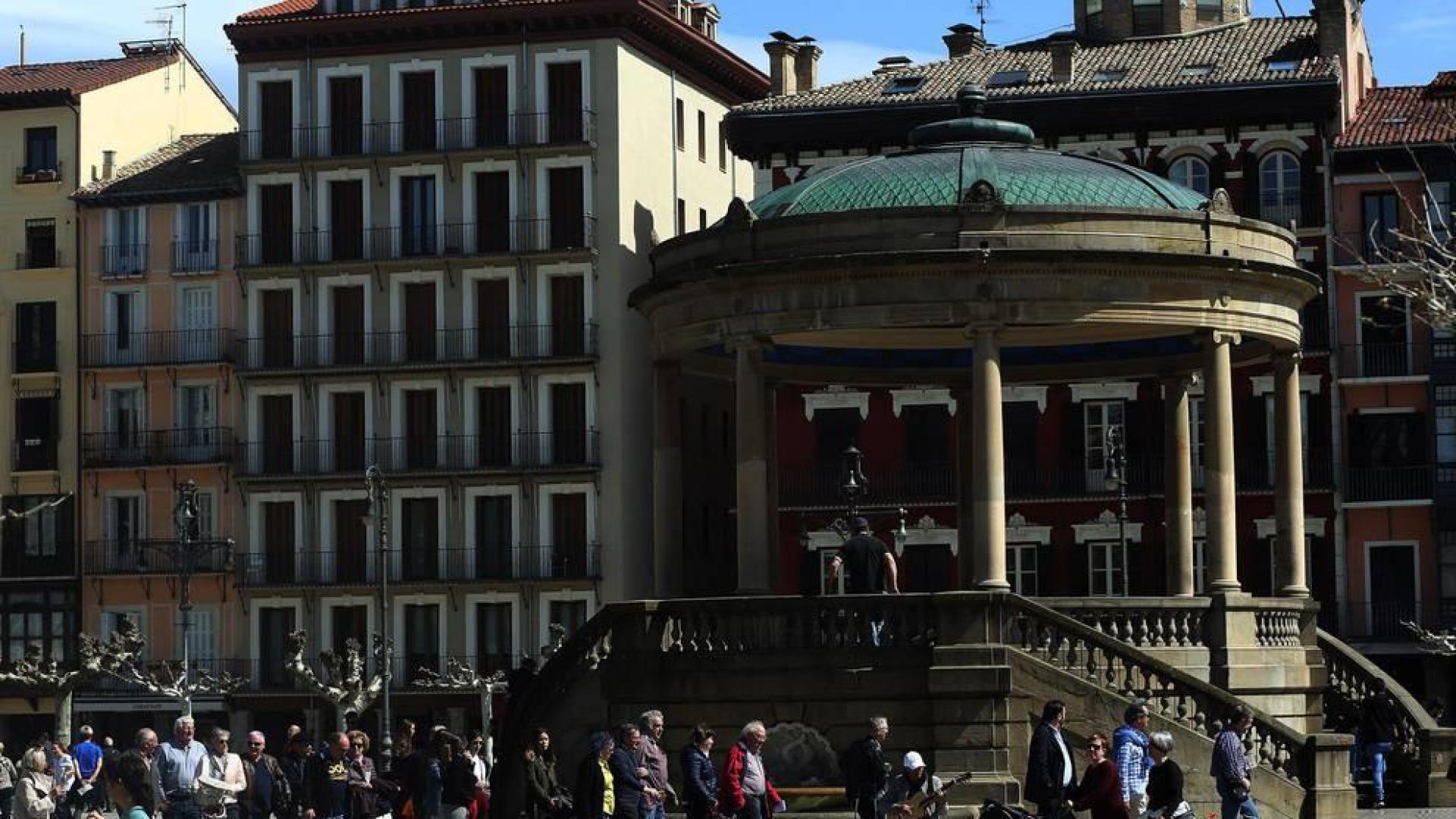 Los sueldos más altos mejoran en Navarra, pero los bajos no