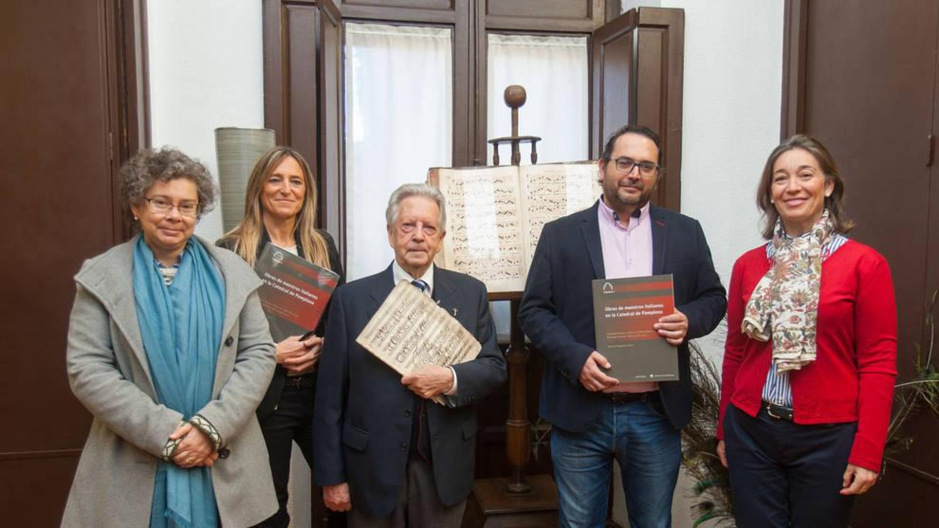 Una colección de libros revive obras inéditas de los fondos musicales de la Catedral